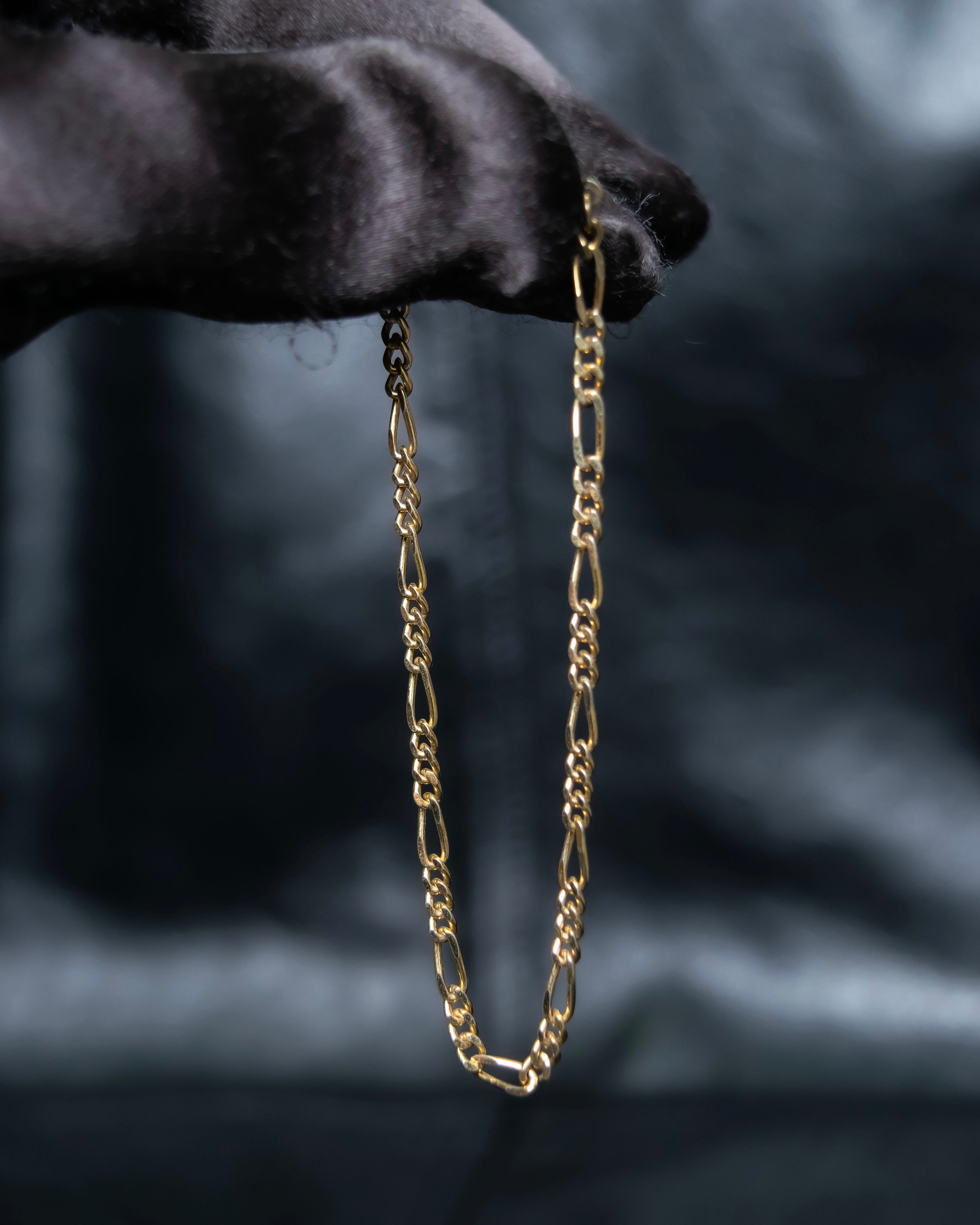 "Christian Dior" Twisted chain design bracelet