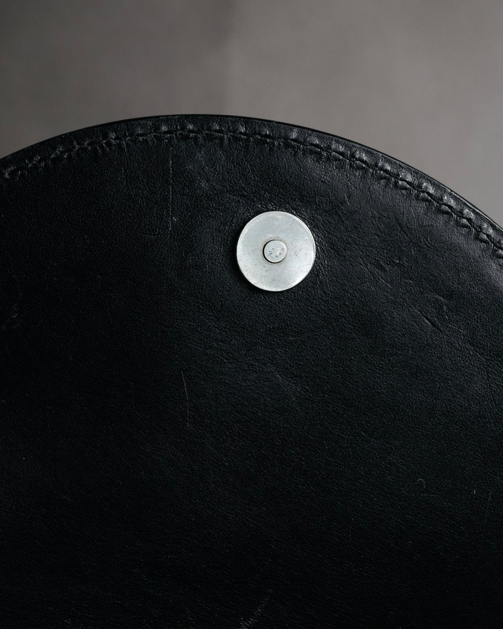 –SPECIAL– “YVES SAINT LAURENT”
2000’s Folk cutwork leather shoulder bag