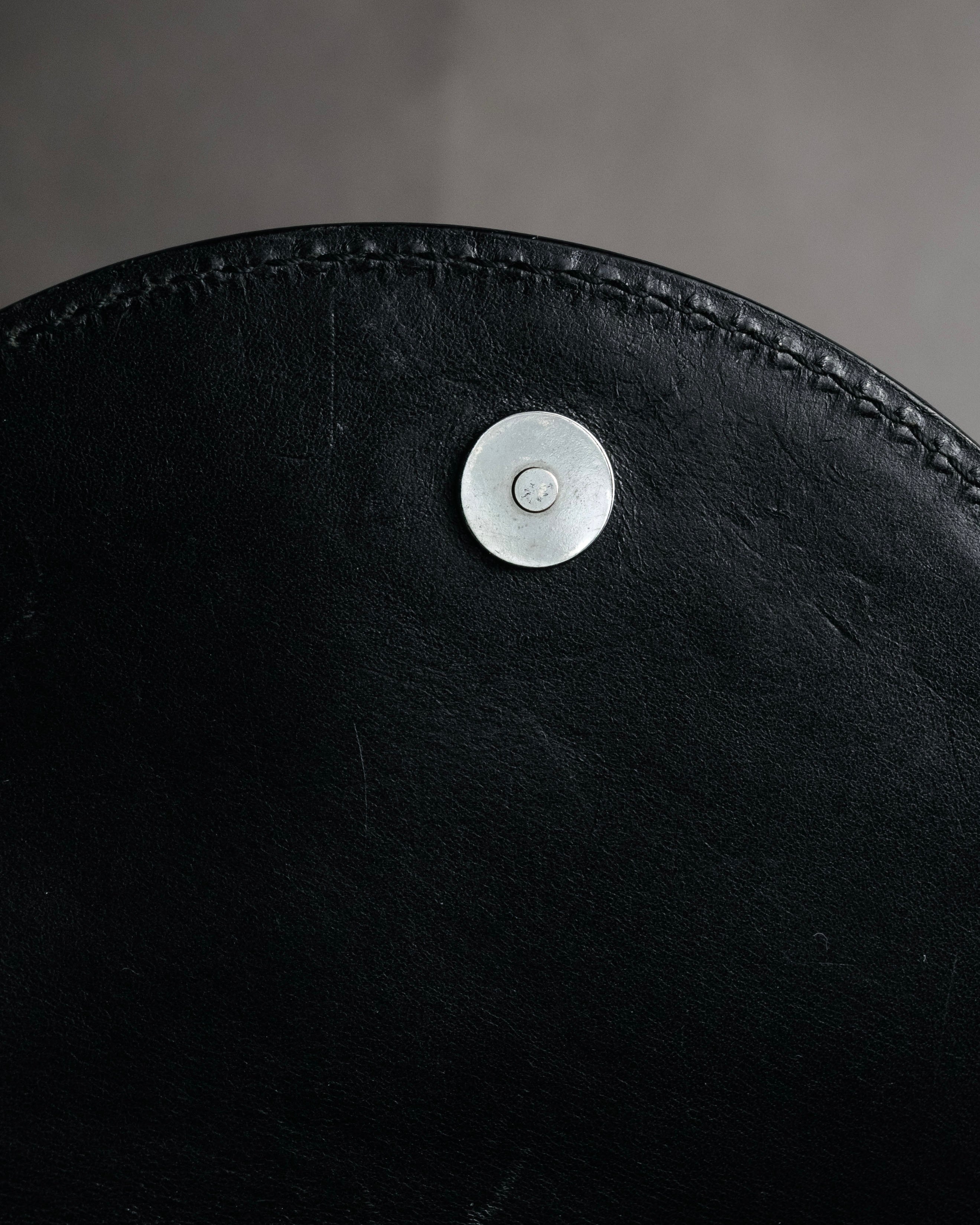 –SPECIAL– “YVES SAINT LAURENT”
2000’s Folk cutwork leather shoulder bag