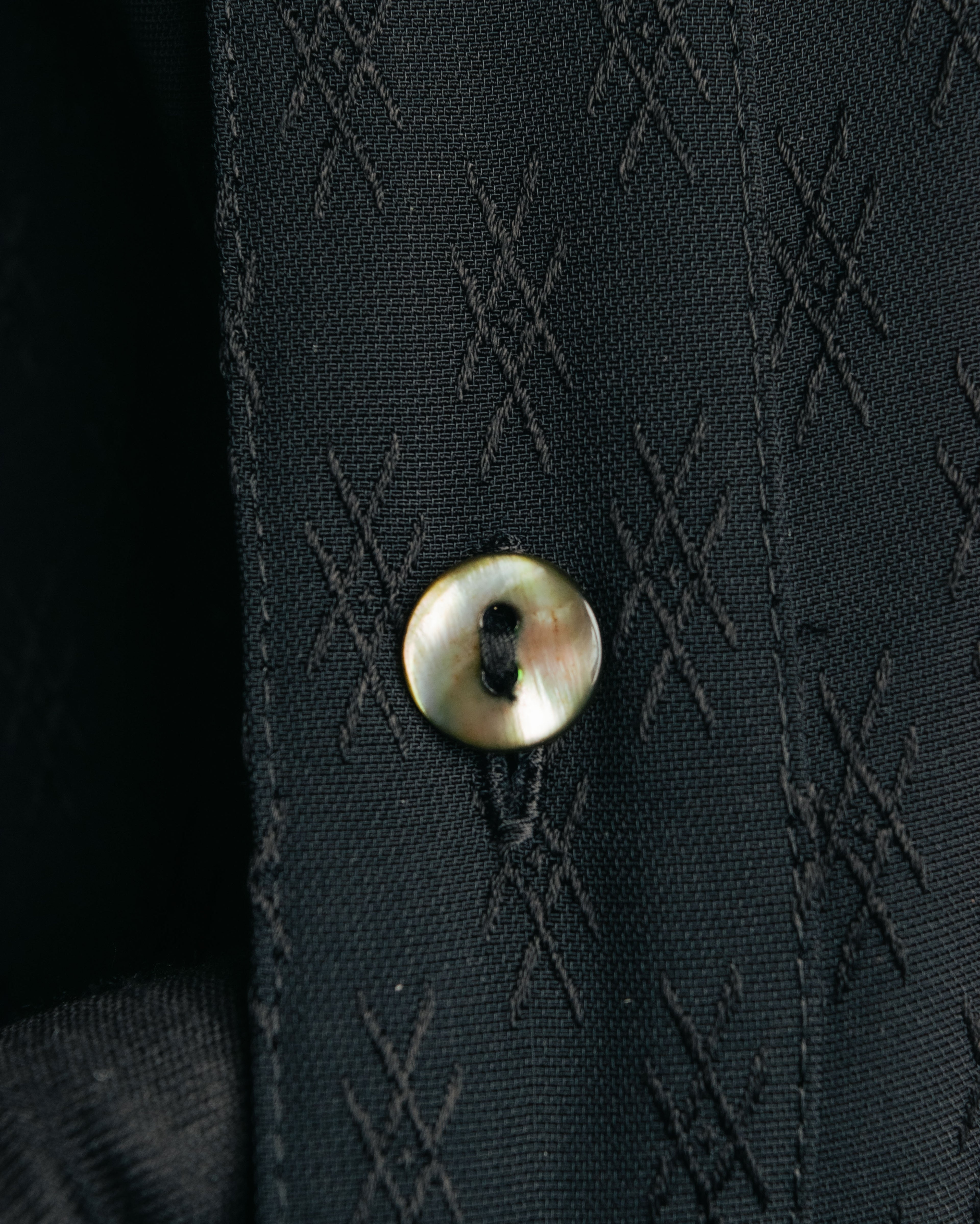 "Jean Paul Gaultier Classique" 90's Geometric jacquard total-pattern shirt with shell buttons