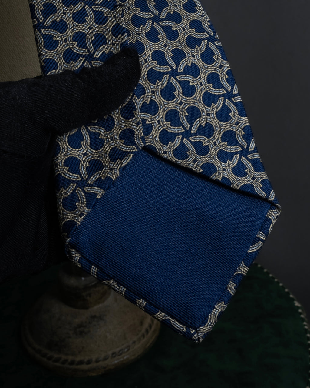 "HERMES" Saddlery anchor chain motif silk neck tie