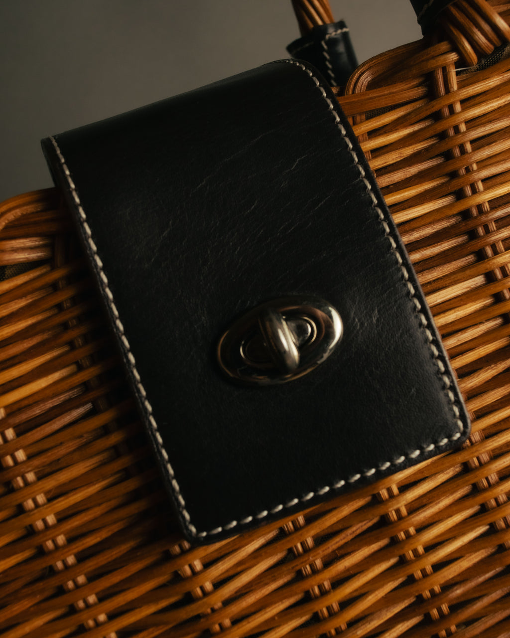 “BURBERRY BLUE LABEL” 00’s Rattan check lining basket bag