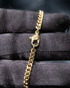“Christian Dior” CD motif gold chain bracelet