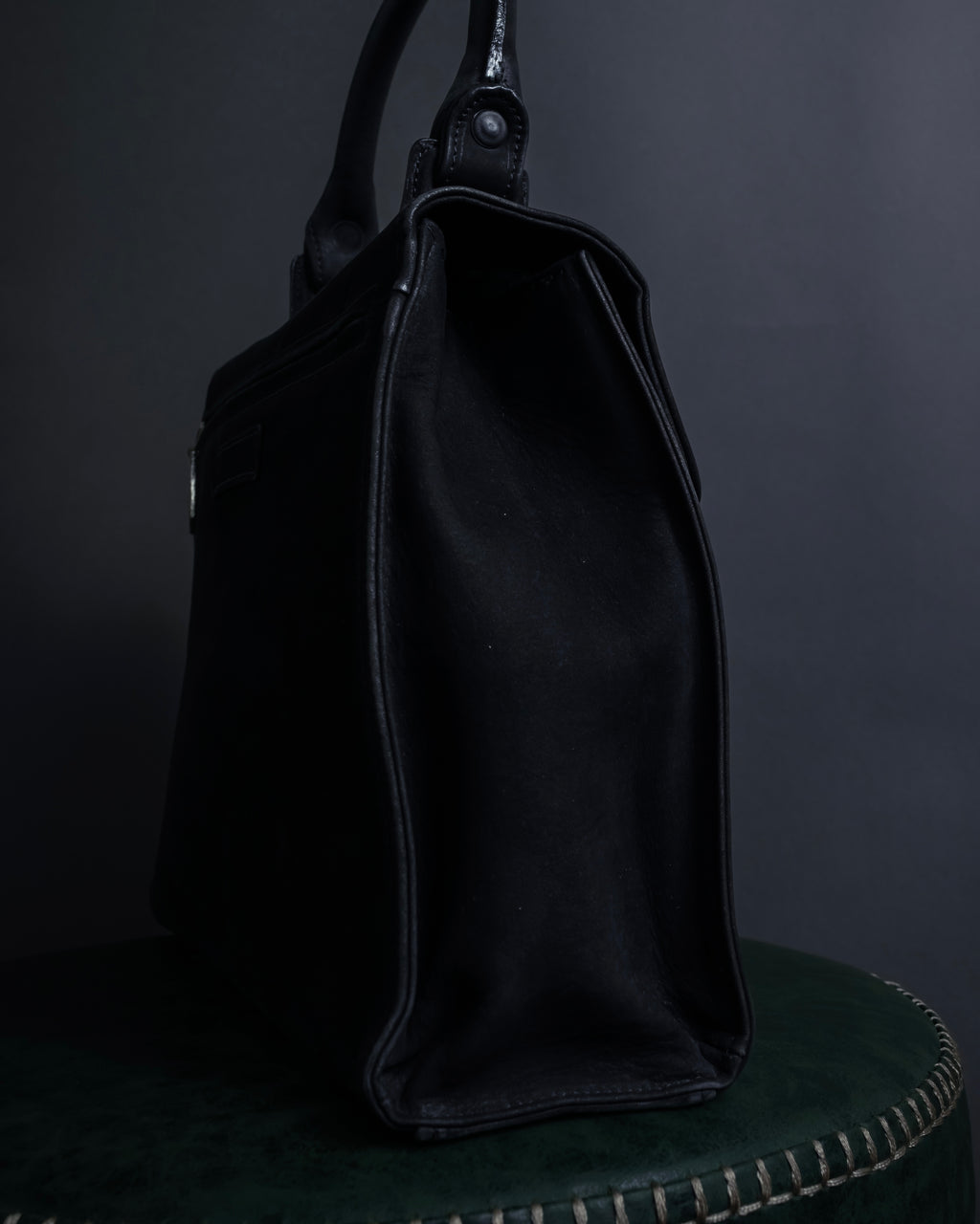 "JEAN PAUL GAULTIER" Front clasp design suede leather hand bag