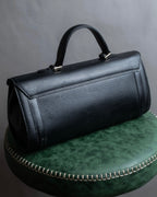 "BURBERRYS" Horizontal shape grained leather one-handle bag
