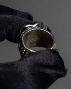 "CHANEL" Camellia motif rhinestone logo design ring