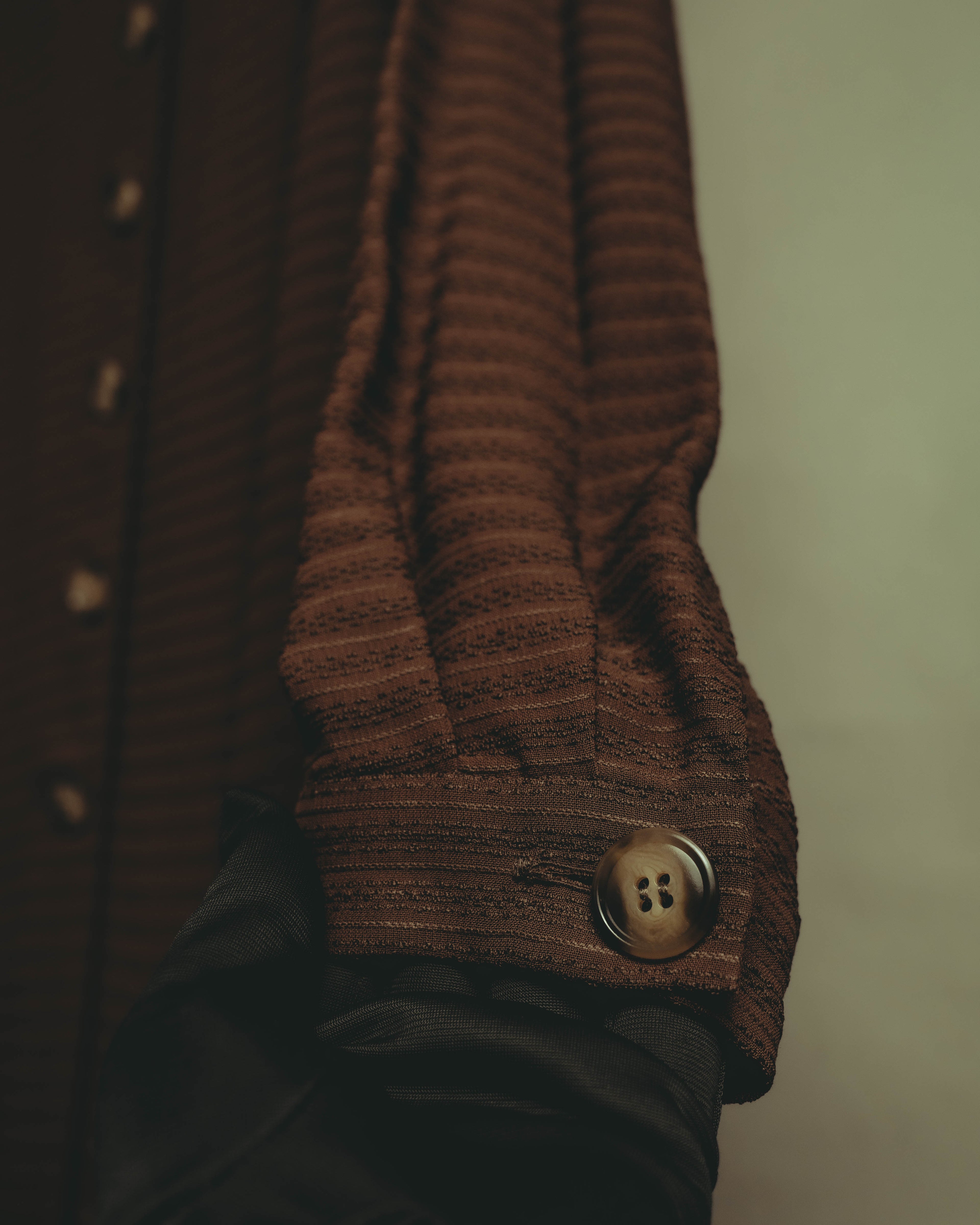 “YVES SAINT LAURENT” 80’s-90’s textured silk blend mandarin collar long shirt
