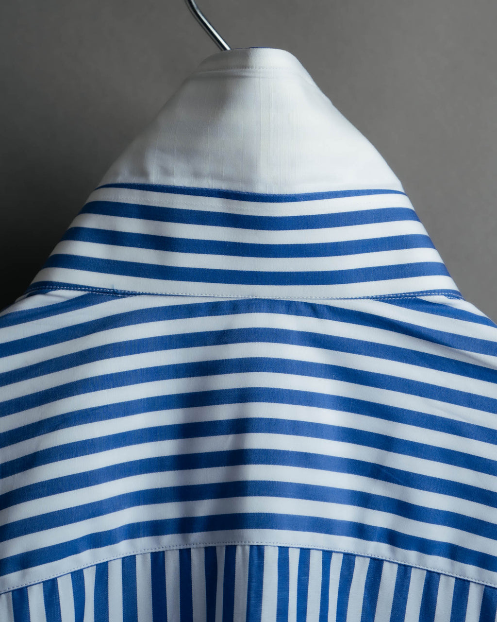 -MOOD MILLÉSIMES- 90’s-00’s vivid blue stripe wide-spread collar shirt