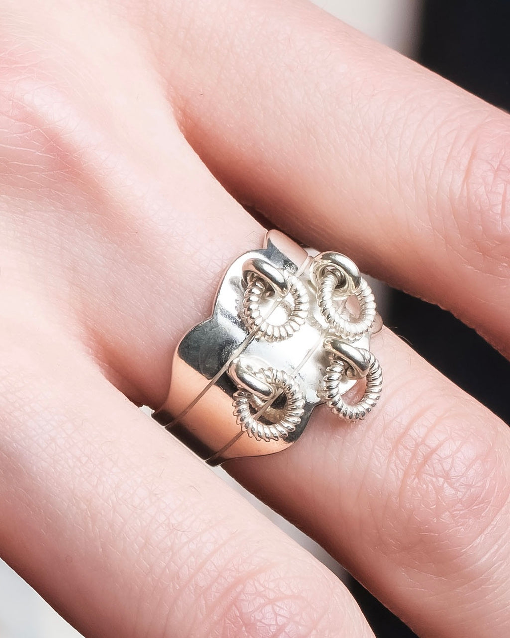 "Karasjok" Circular motif silver ring