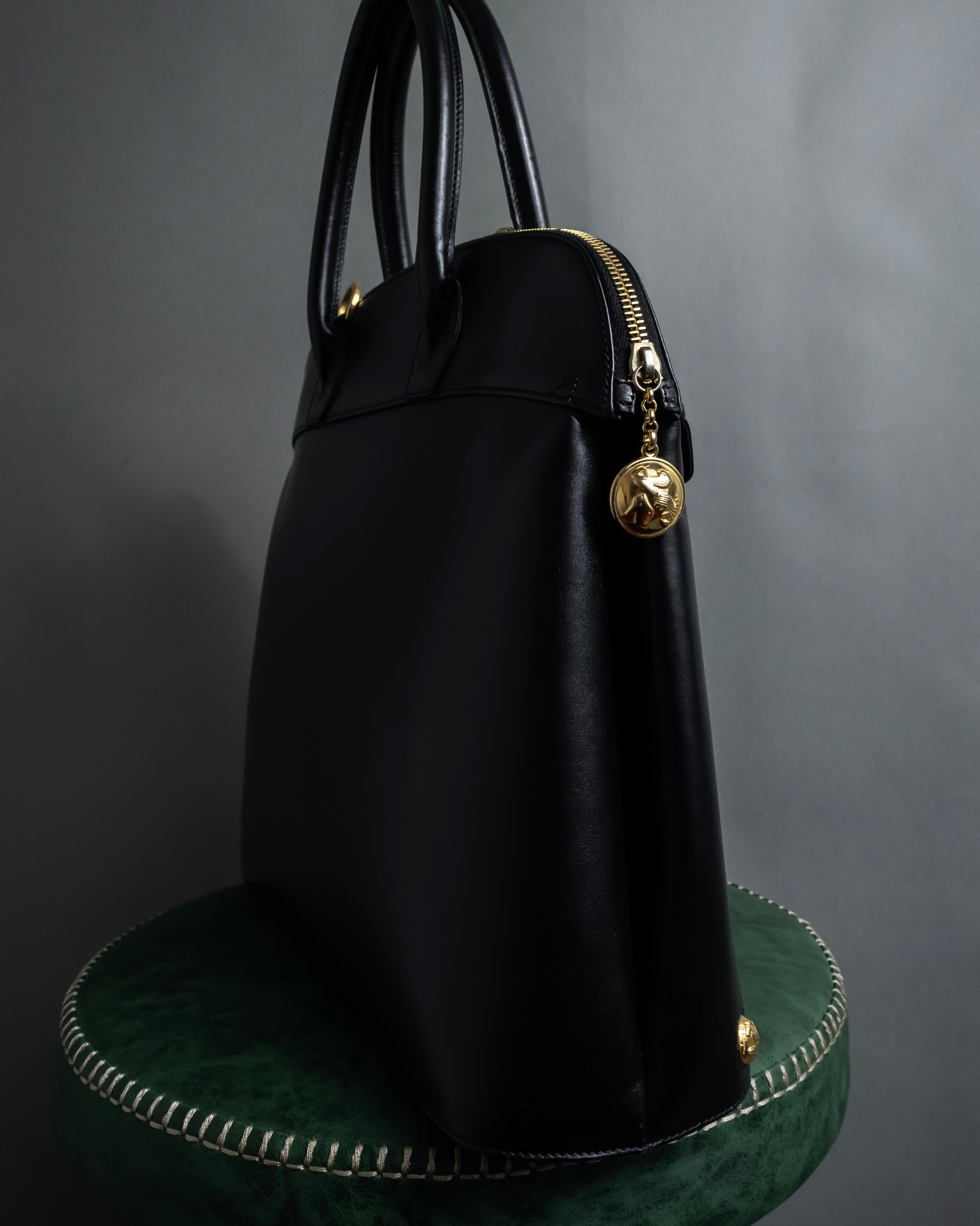 "Salvatore Ferragamo" 90's Animal motif studs design leather bag