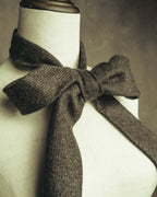 -SPECIAL- "Yves Saint Laurent" 90's-00's Charcoal grey wool textured knit tie