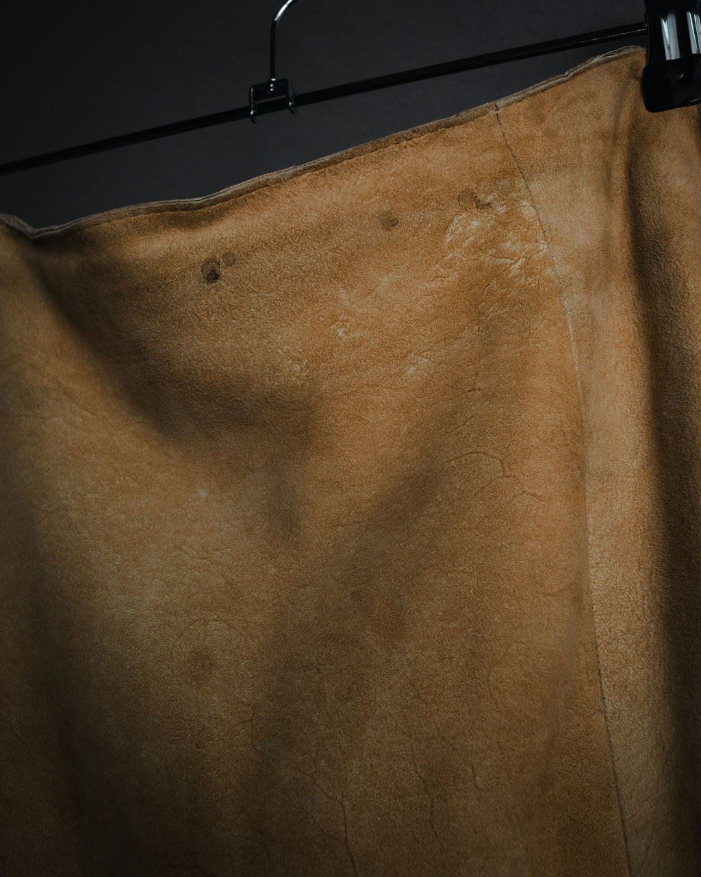 "CECCHI LINEA PELLE" 90’s Suede leather floral cutwork hem skirt