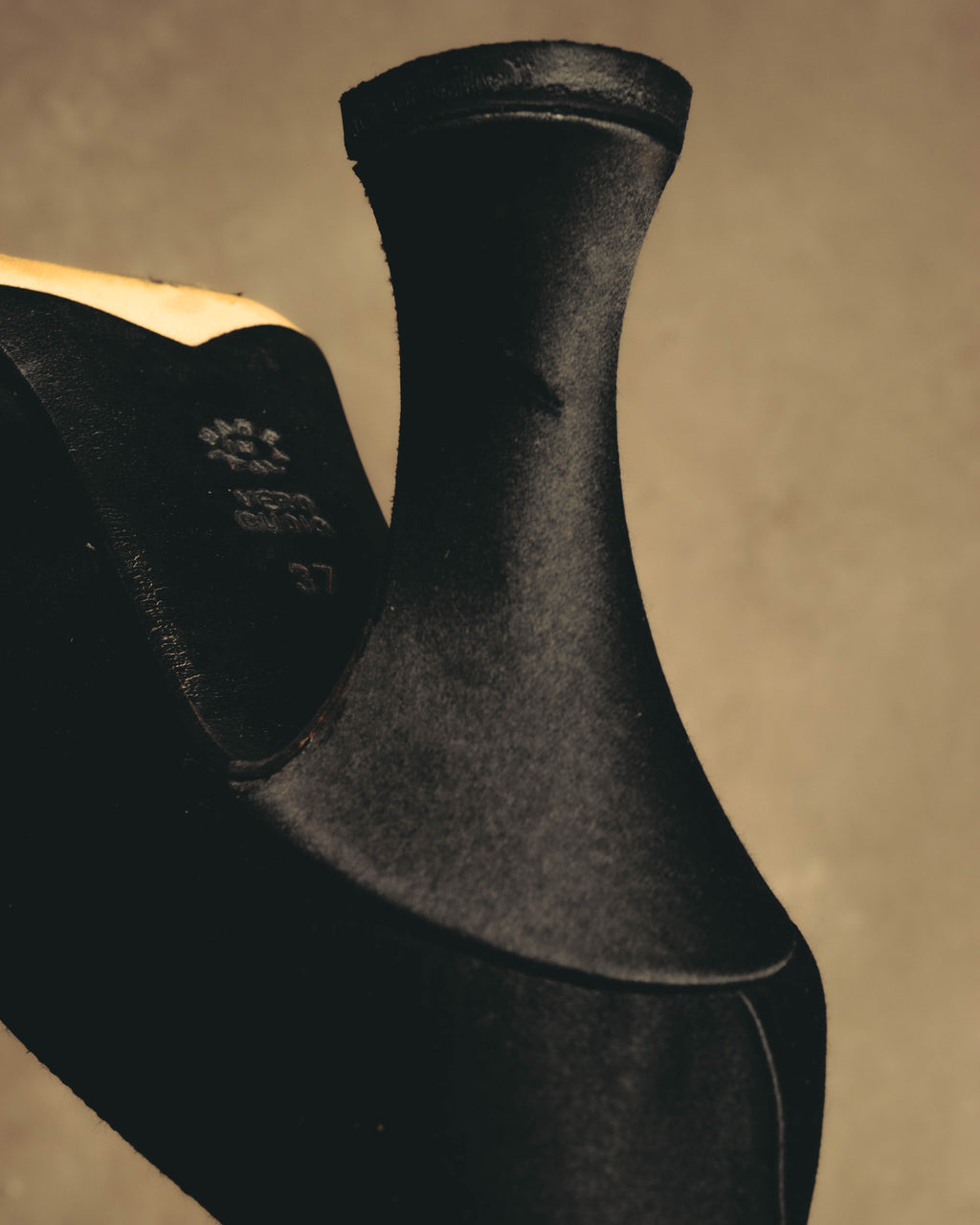 "PATRICK COX" 90's-00's Satin buckle heeled loafer pumps