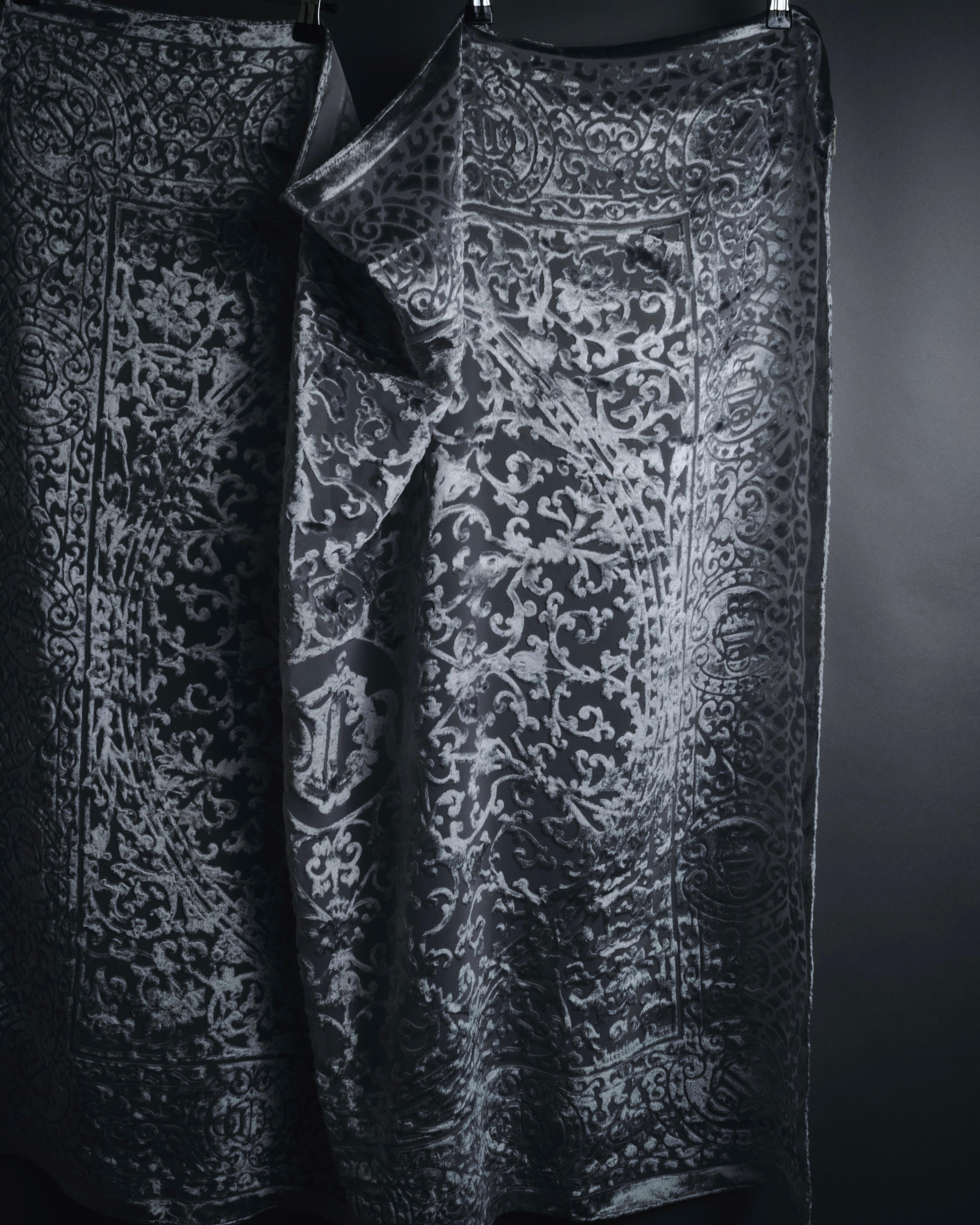 "Christian Dior" 80’s-90’s Burnout velvet arabesque logo stole