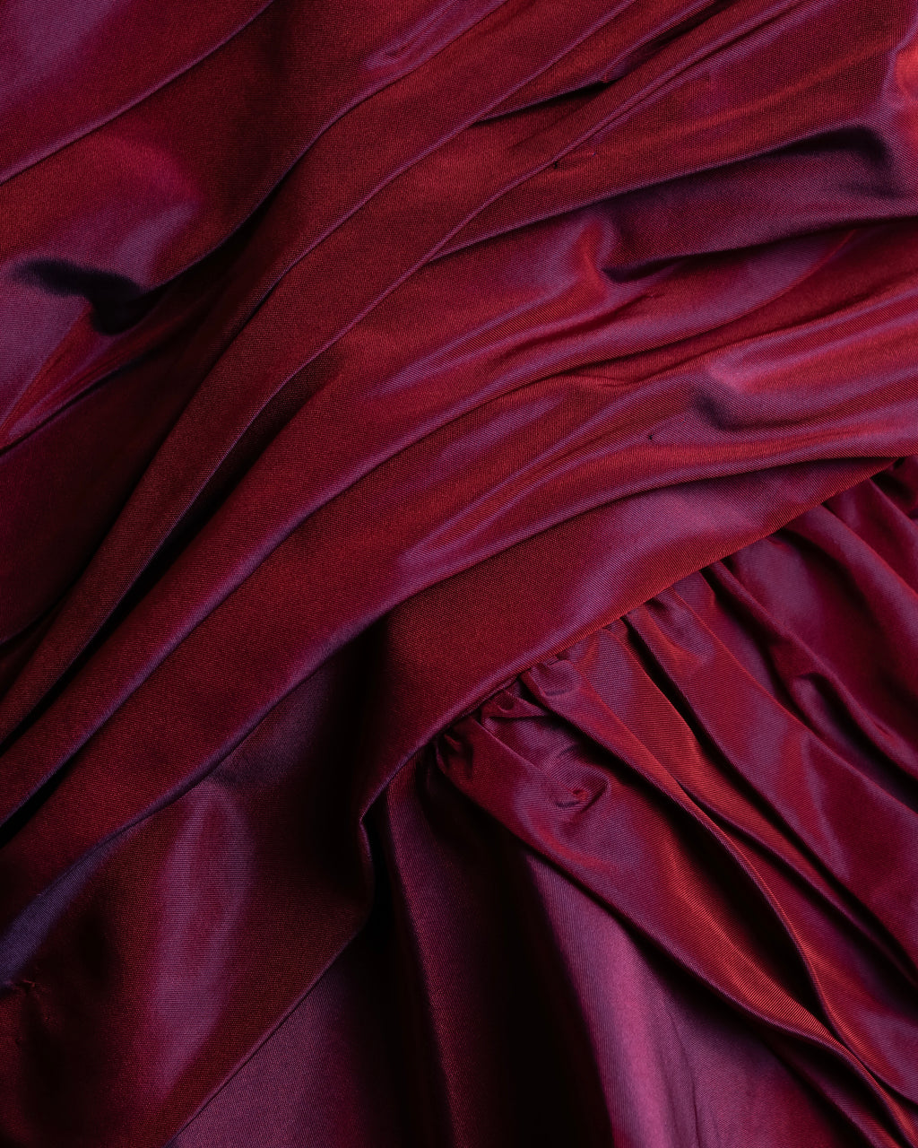 "TADASHI SHOJI" Beautiful color design dress