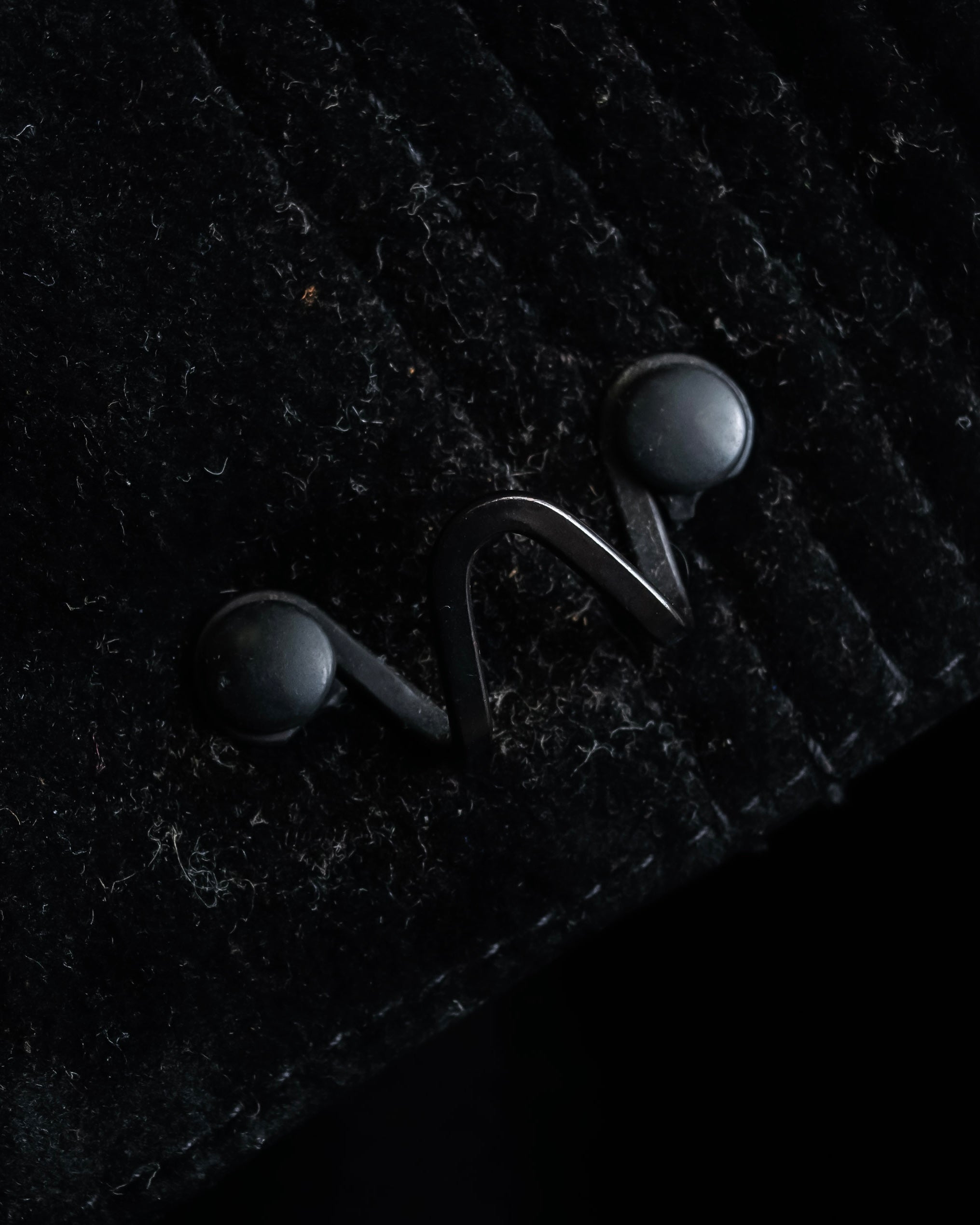 "VERSACE sport"
Stand collar double zipper suede blouson