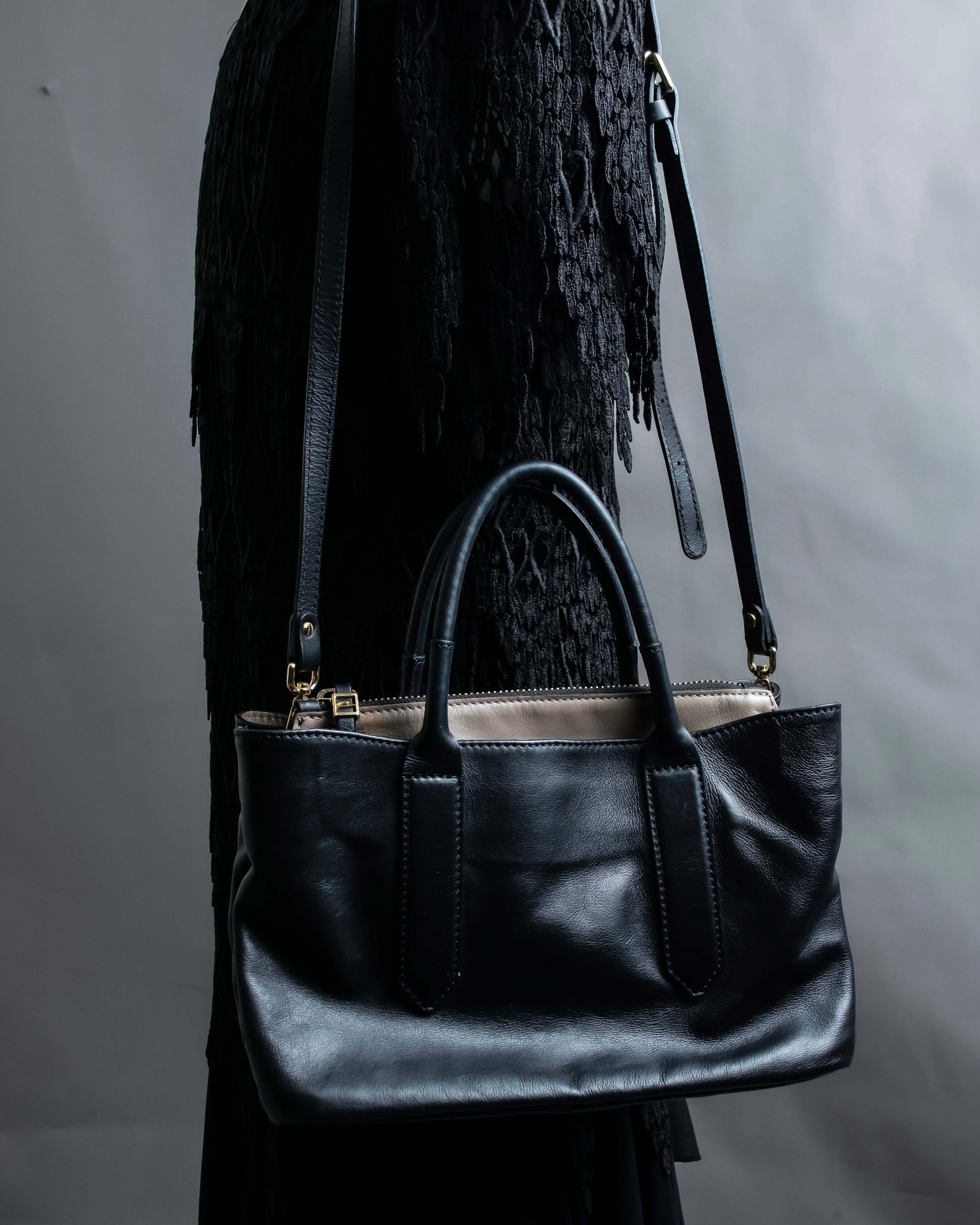 "GIANNI CHIARINI" High quality leather 2way shoulder bag