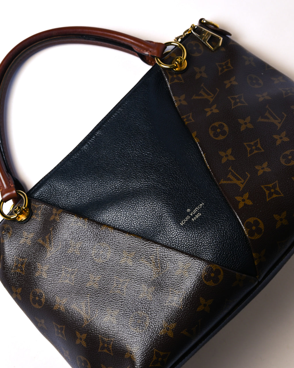 LOUIS VUITTON/ “V Tote mm” Monogram Canvas & Leather Handbag