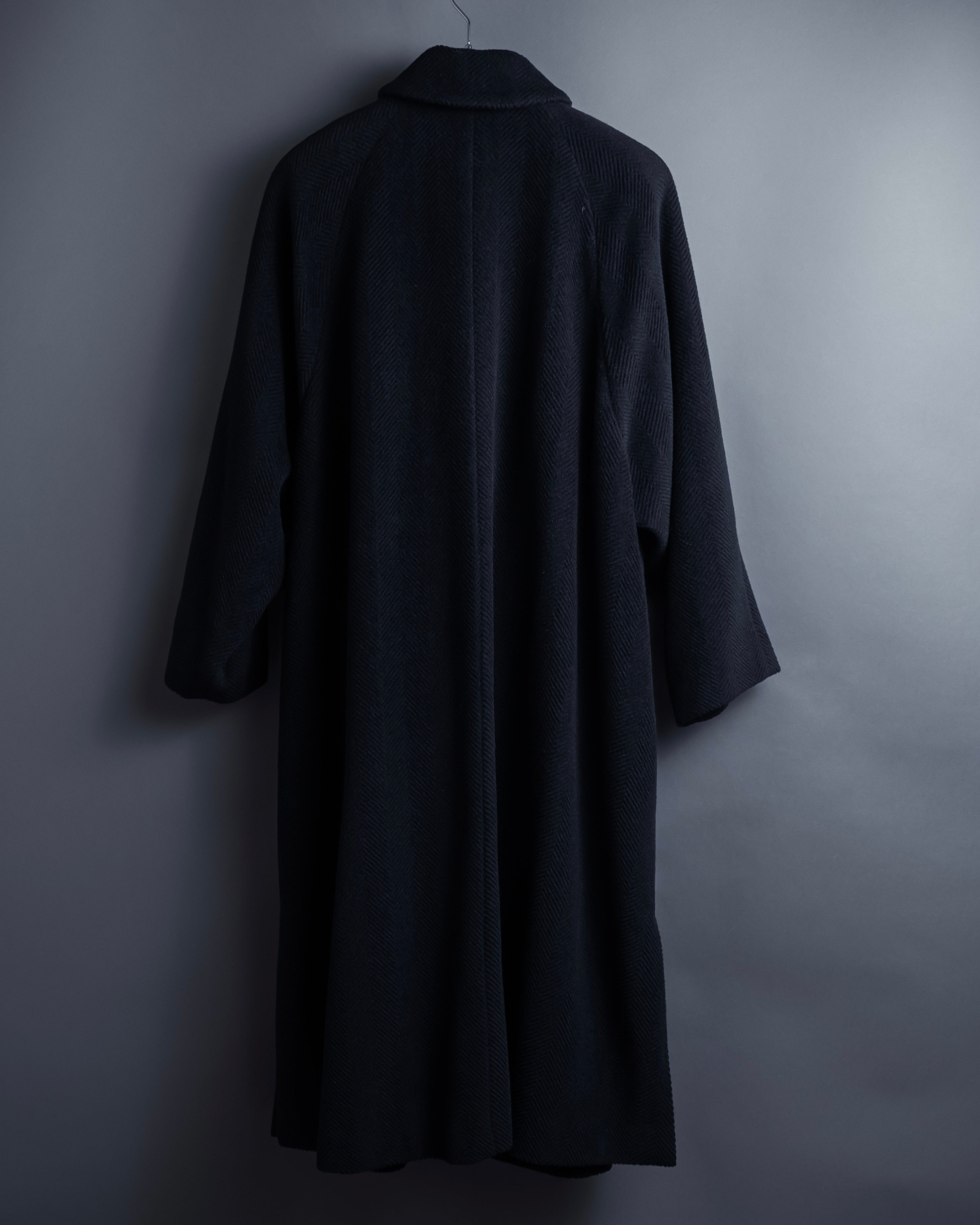 -SPECIAL- "YVES SAINT LAURENT"
80's-90's Raglan sleeves 100% angora stand collar coat