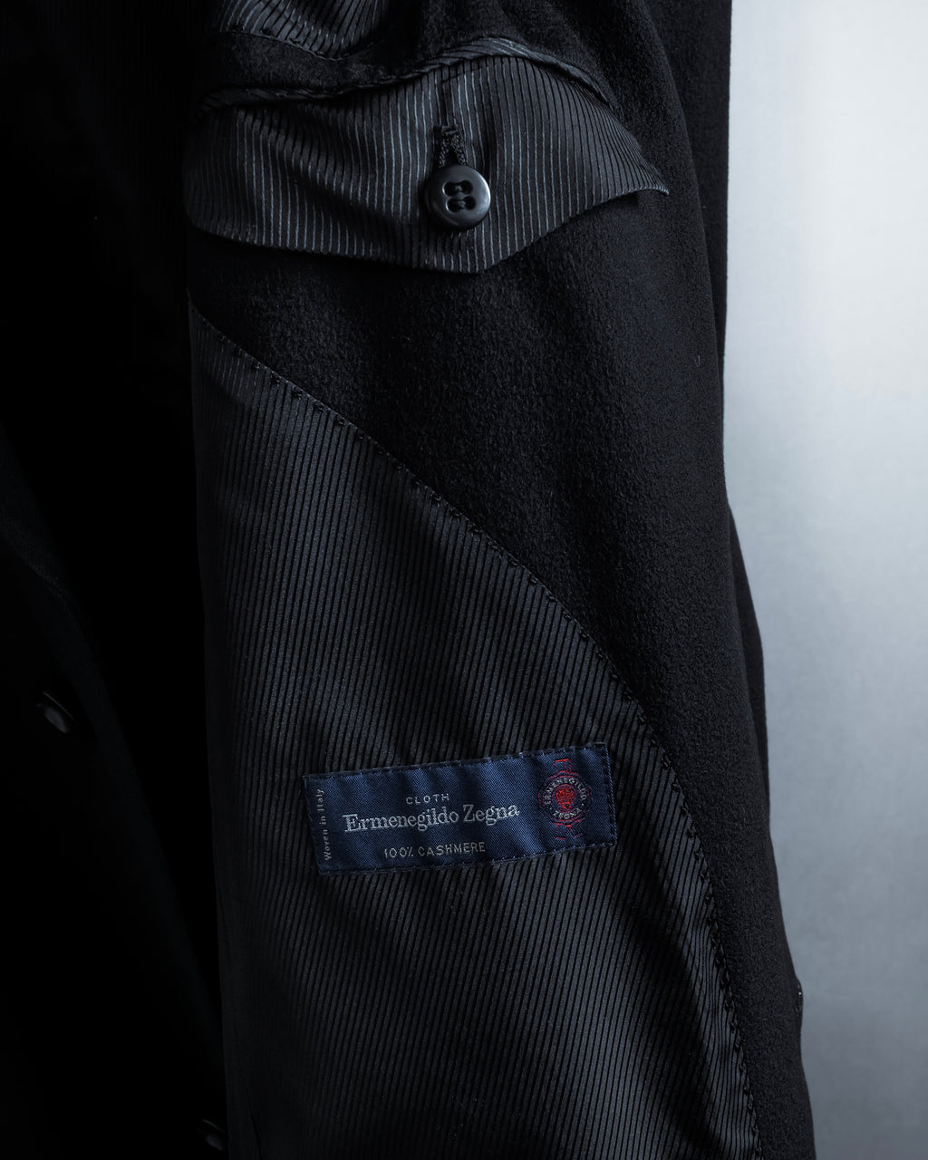 "Ermenegildo Zegna" Drapey finish 100% cashmere cloth chester coat