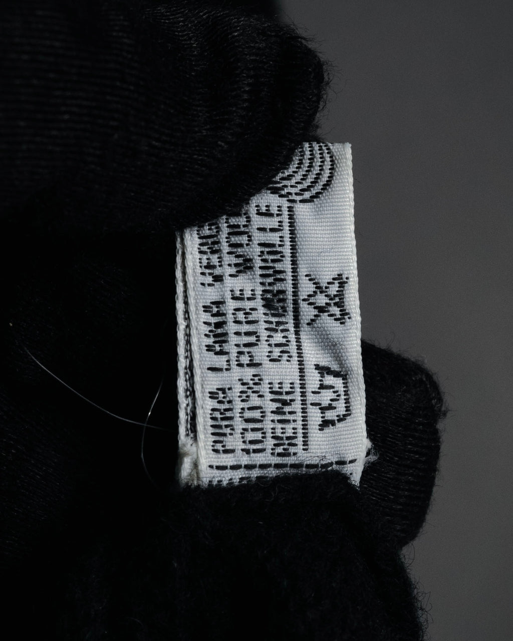 “Christian Dior MONSIEUR” 80’s-90’s Deep v-neck pure wool knit