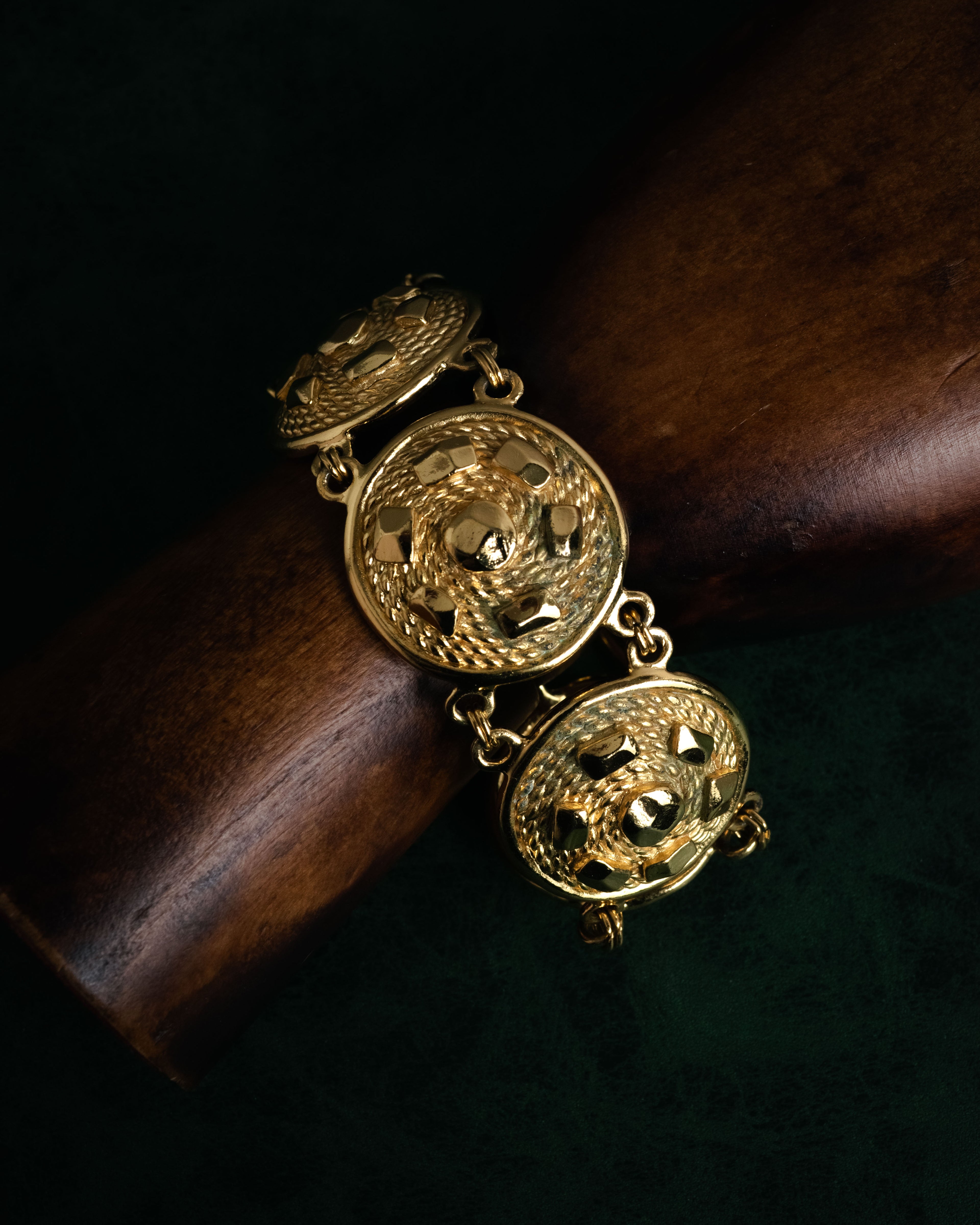 “Christian Dior” 90’s Medallion motif toggle bracelet