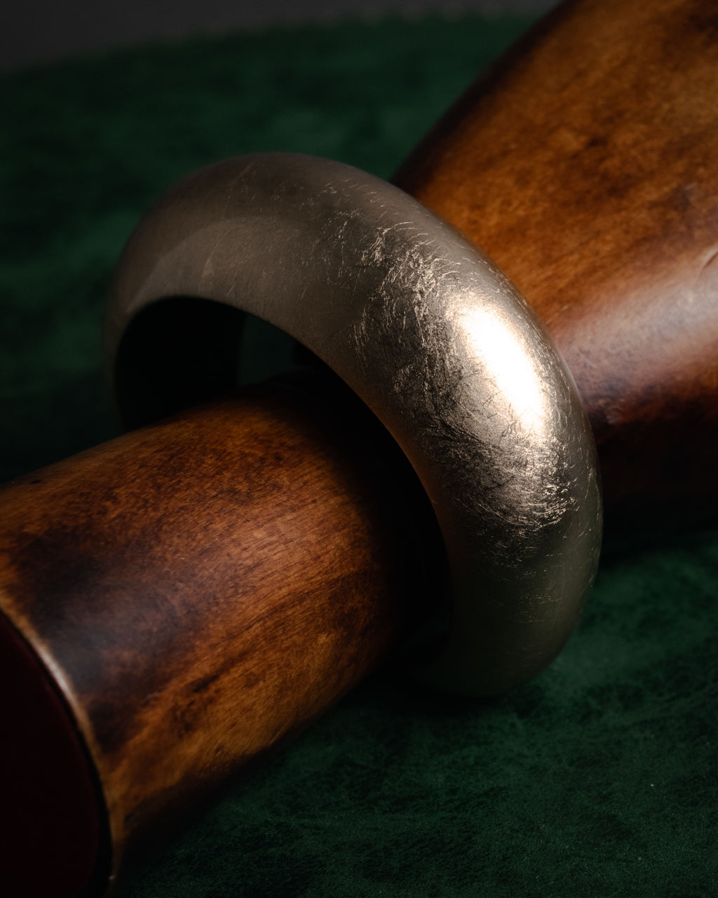 –SPECIAL– “HERMES” 00’s-10’s Lacquered wood open cuff