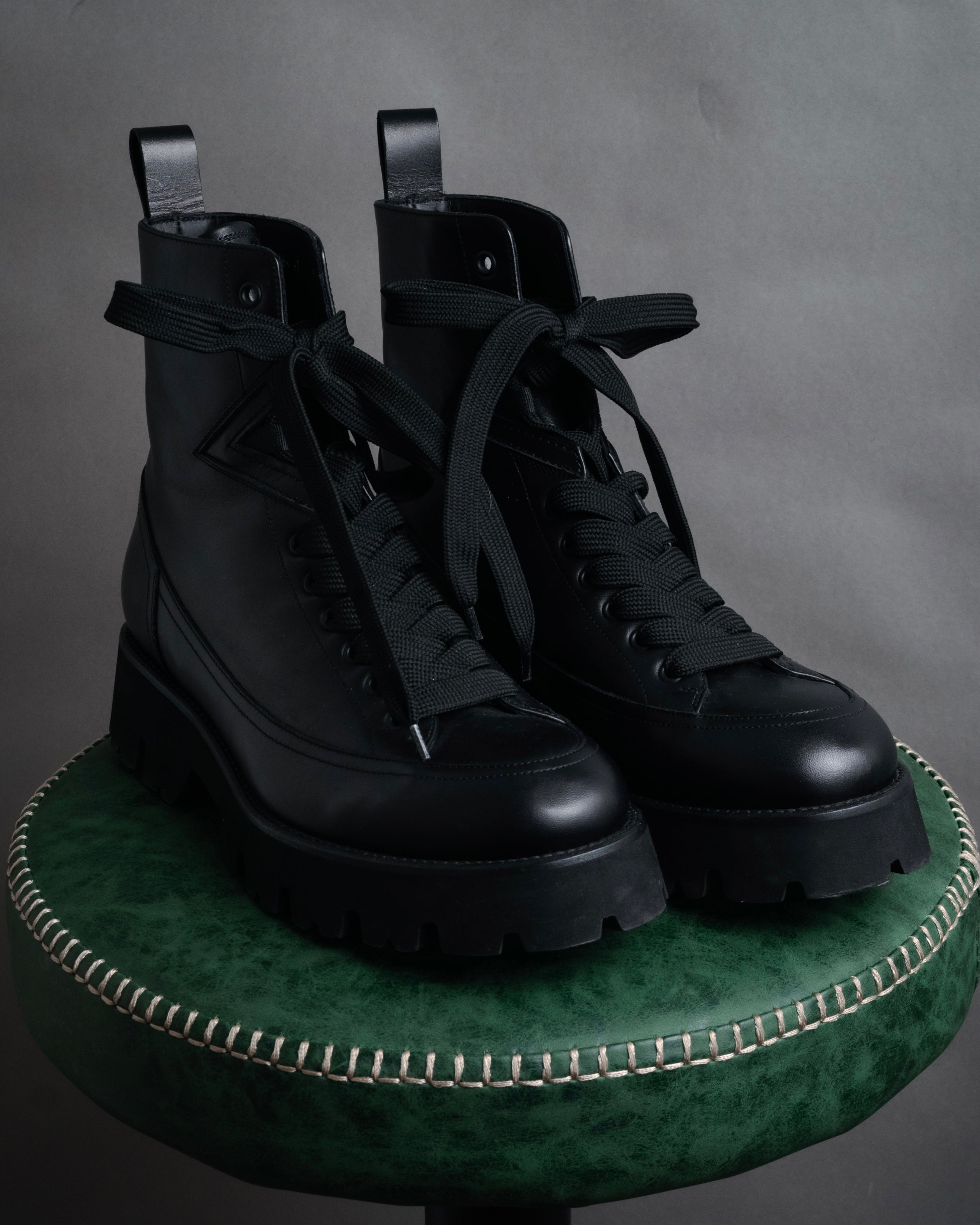 “VERSACE” 2019-2023 Minimal lug sole leather combat boots