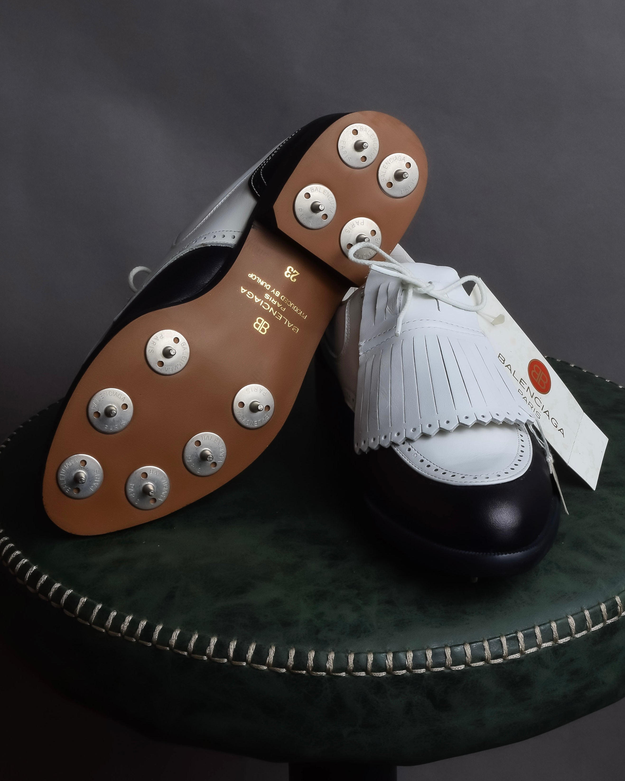 "BALENCIAGA" Two-tone fringe design leather golf shoes