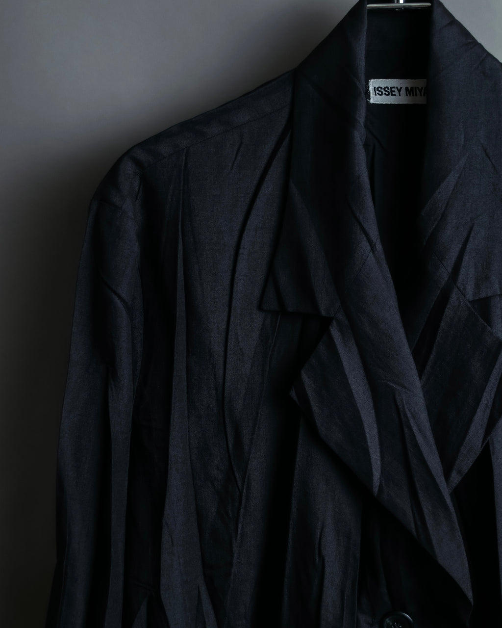 “ISSEY MIYAKE” wrinkle processing oversize tailored jacket