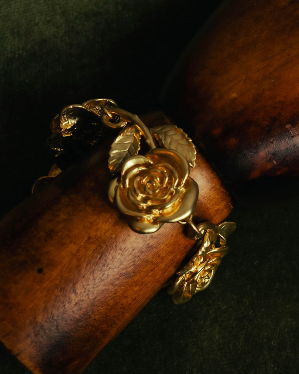 “KENZO” 90’s-00’s sculptural rose motif bracelet