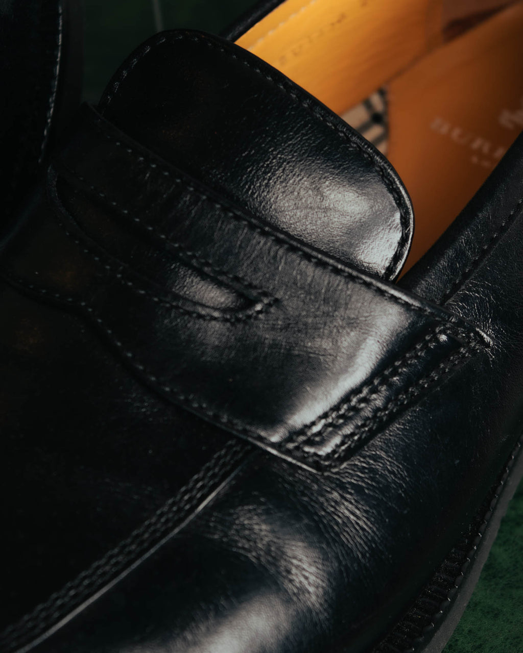“Burberry London” 00’s-10’s Black leather penny loafers