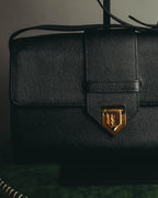 “Yves Saint Laurent” 90’s-00’s Cassandra logo one shoulder leather bag