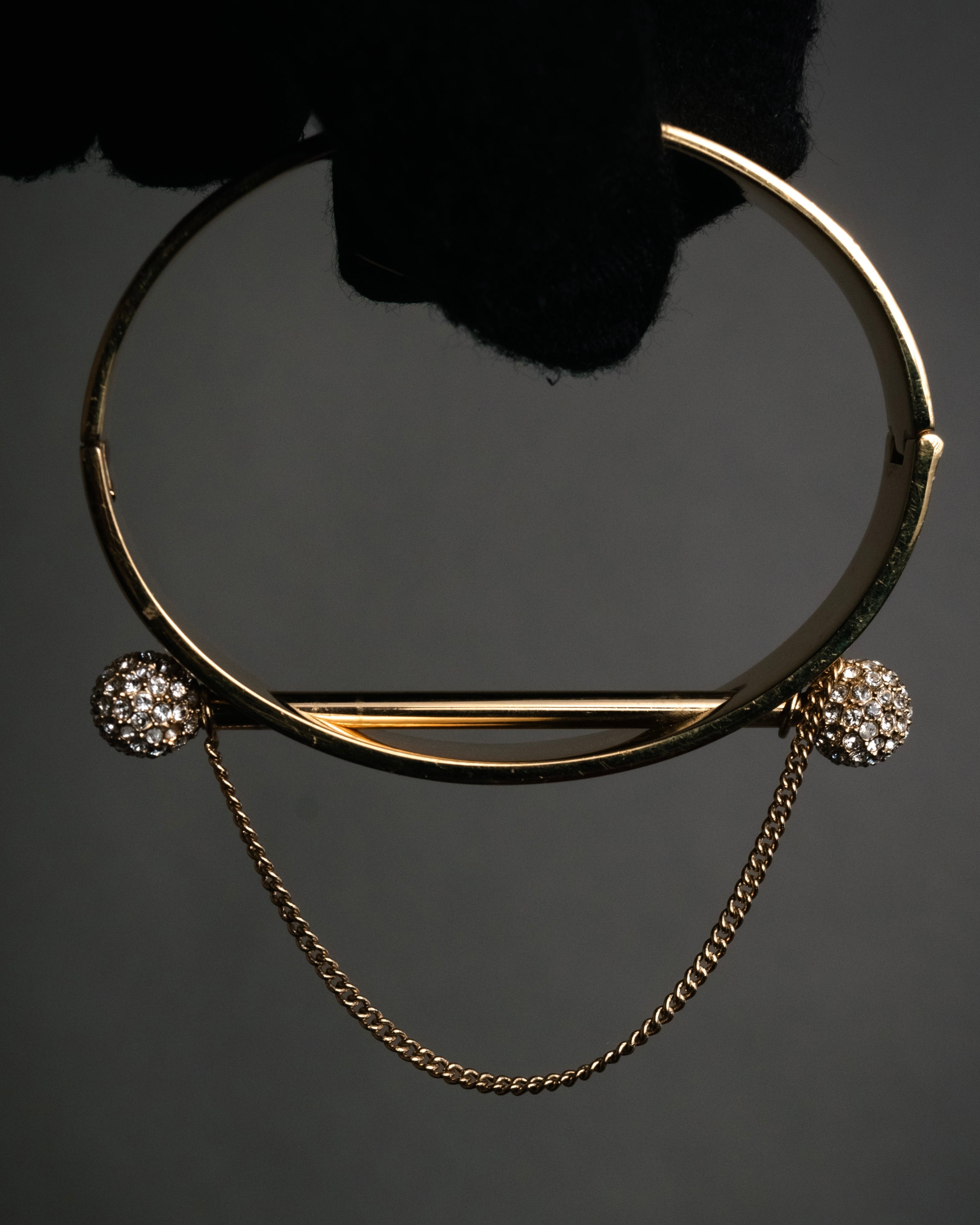 “Chloe” 2010’s crystal sphere chain bangle