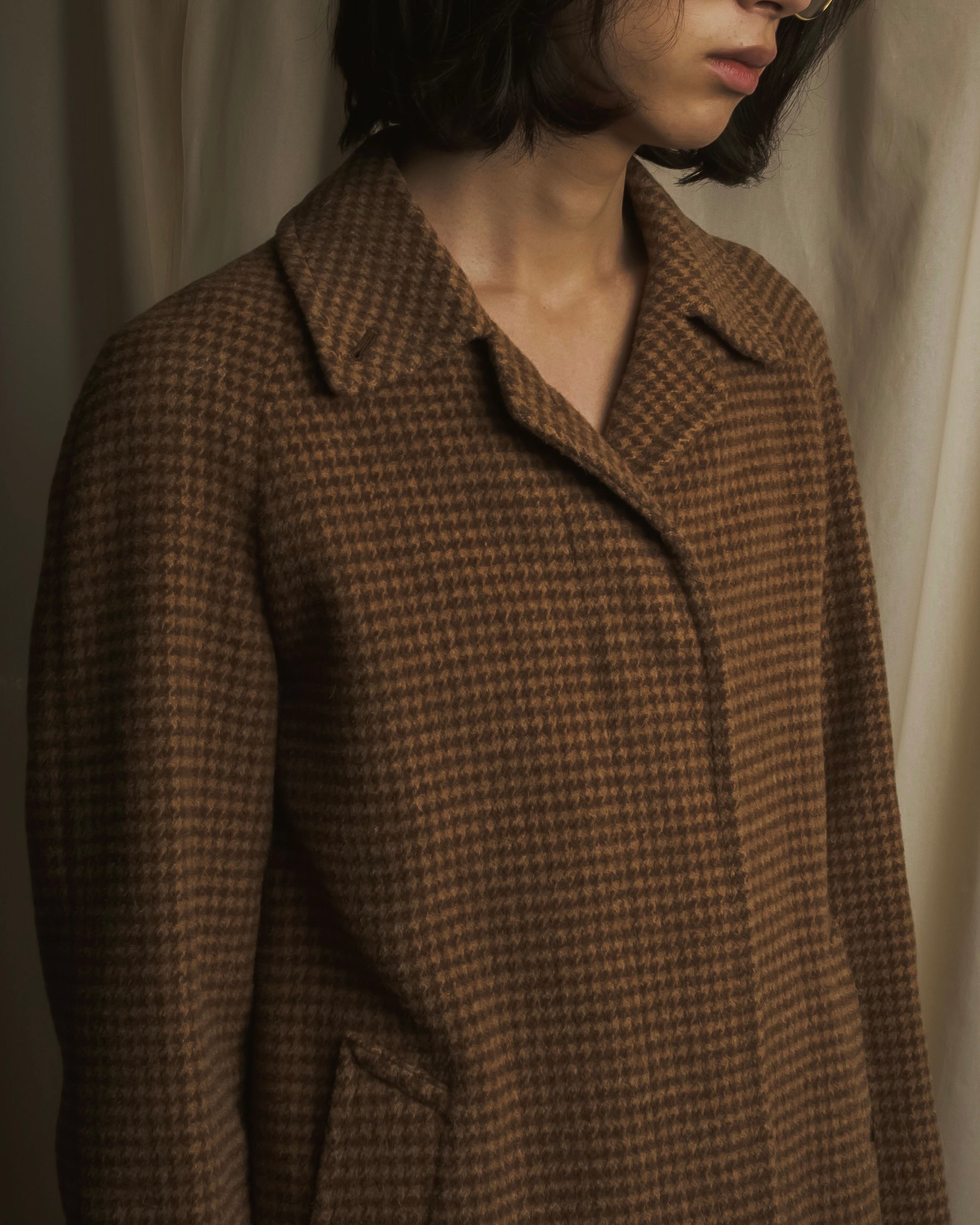 Abrigo de cuadros de tweed con cinturón de los años 80-90 de Burberrys