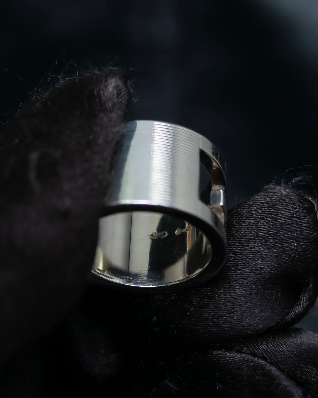 “GUCCI” G logo silver 925 ring