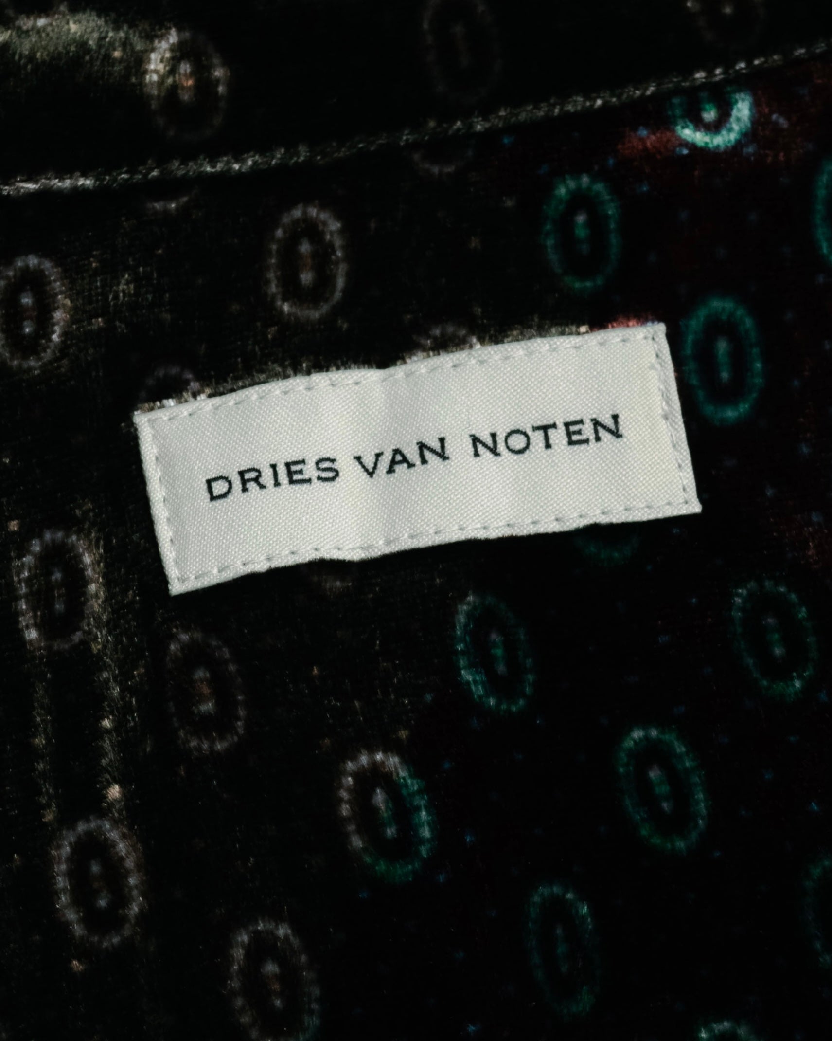 “DRIES VAN NOTEN” 2010’s Circle motif velvet shirt