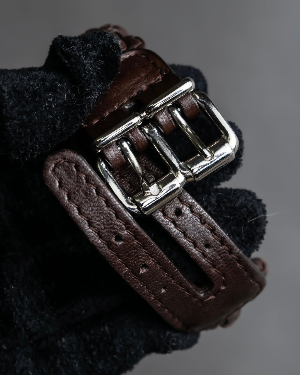 "Vintage intrecciato double buckle leather bracelet"