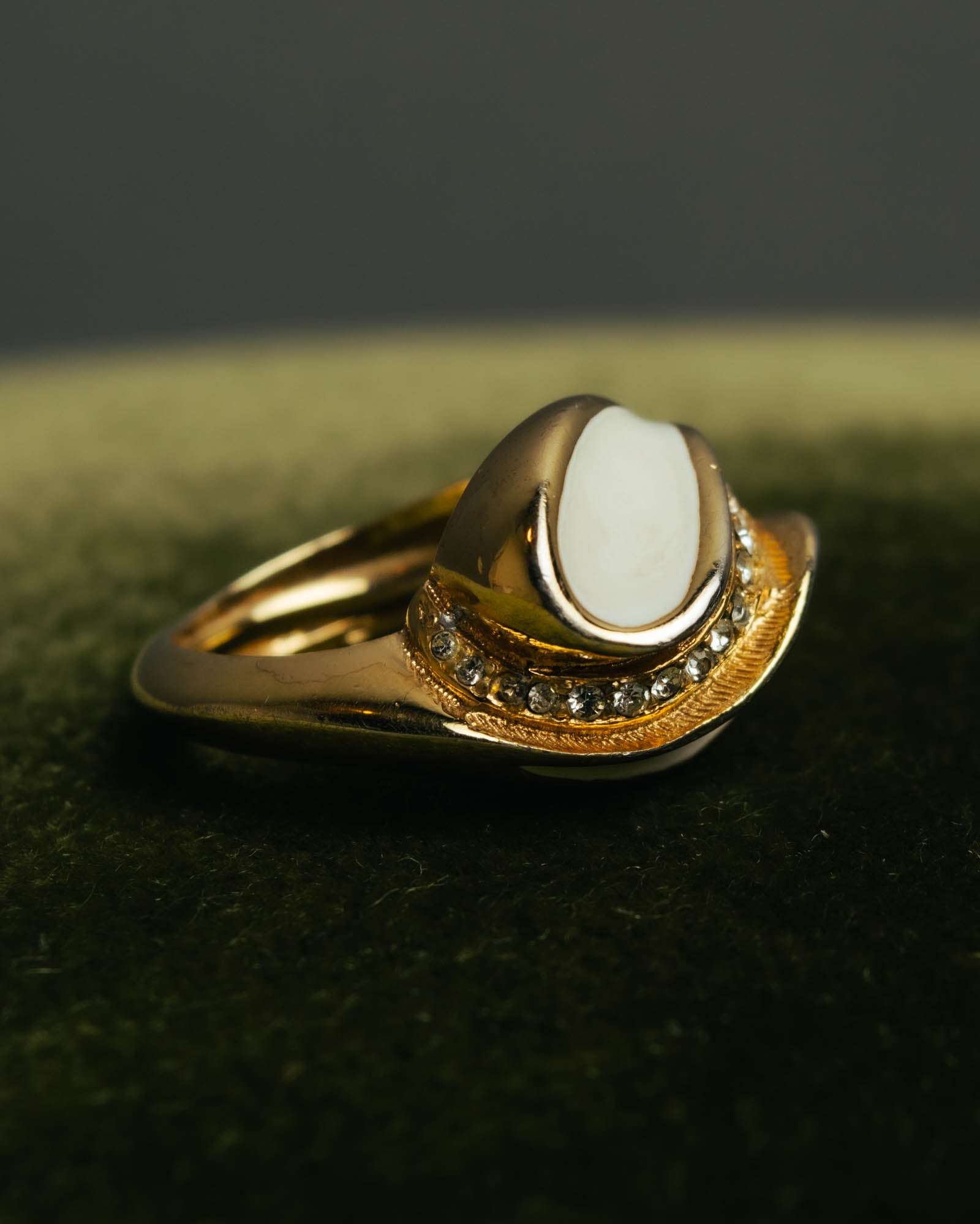 -SPECIAL- “Christian Dior” 80’s-90’s Germany white enamel rhinestone dome ring