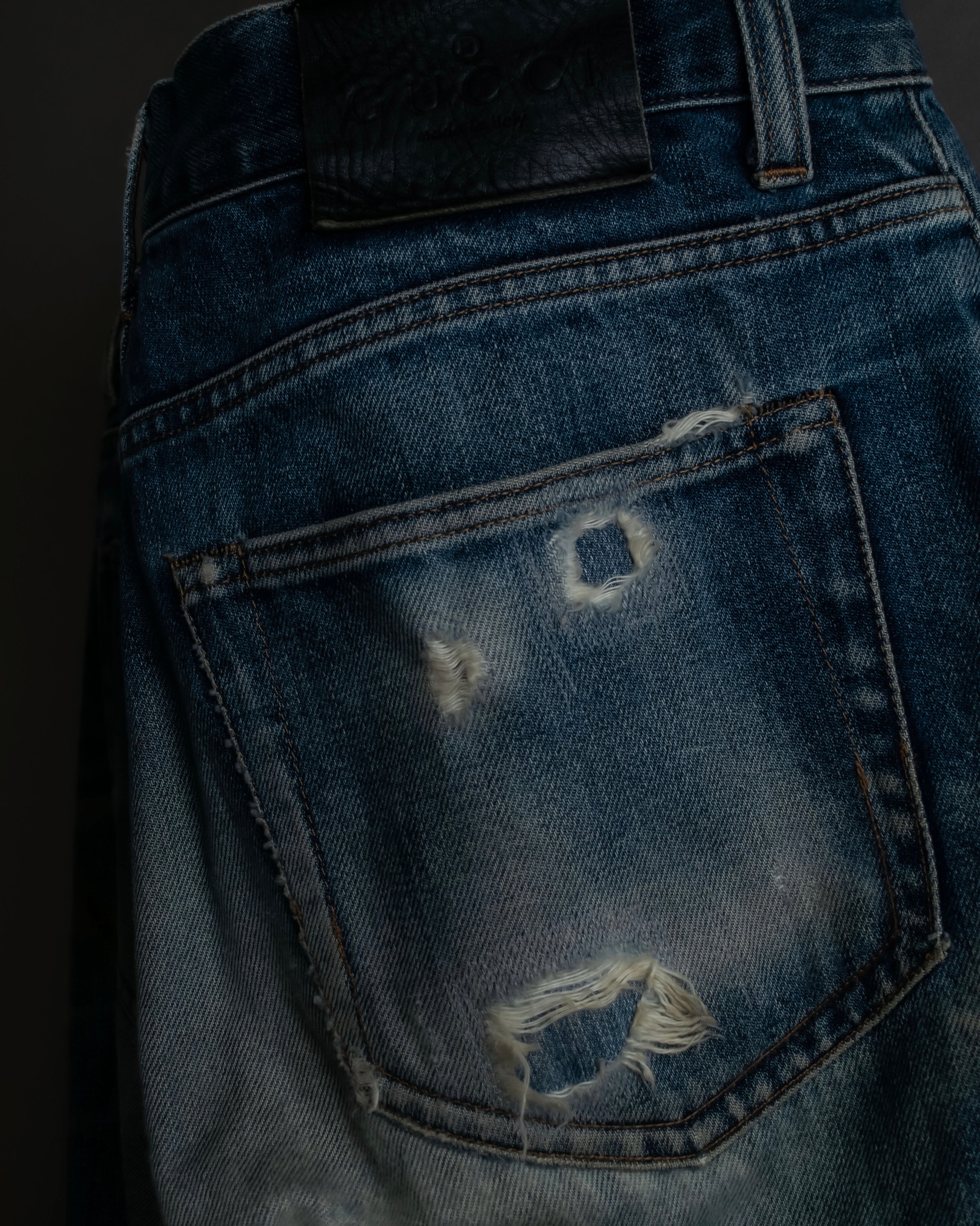 "GUCCI" Gradient fade design tapered denim