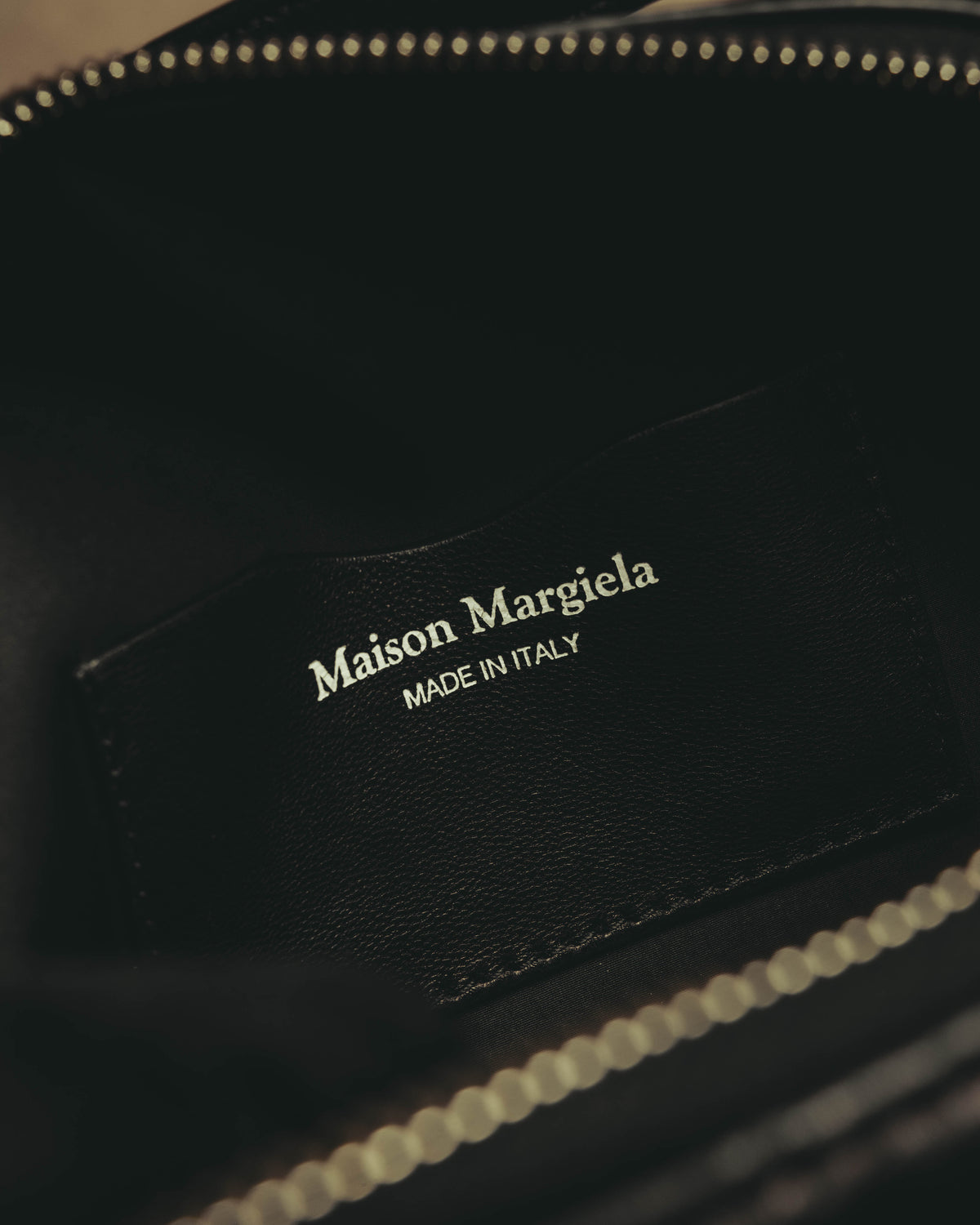 –SPECIAL– “Maison Margiela” 2024-25 Glam slam embroidered trapezoid leather bag
