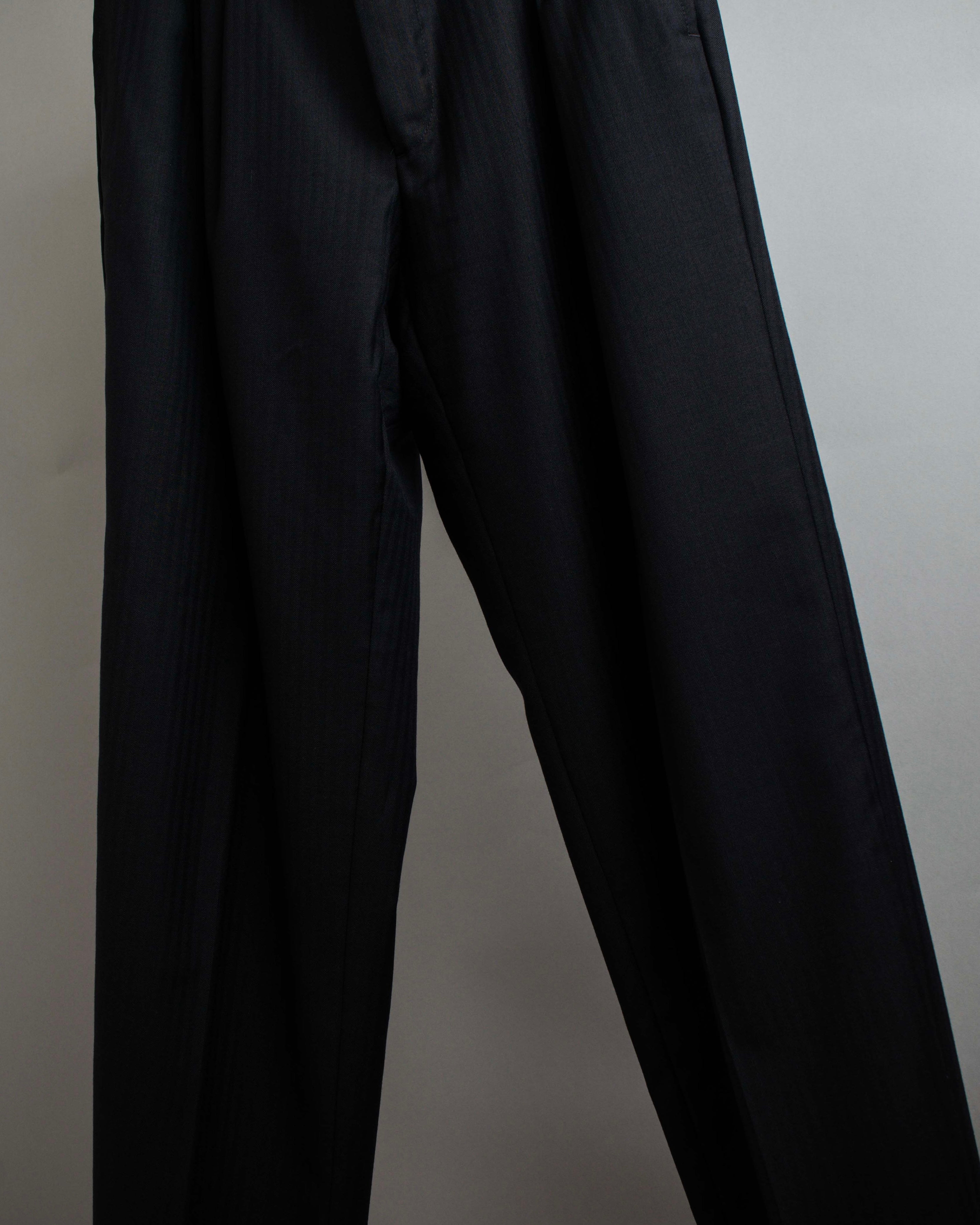 "YVES SAINT LAURENT" Classical tailoring shadow stripe pattern set up