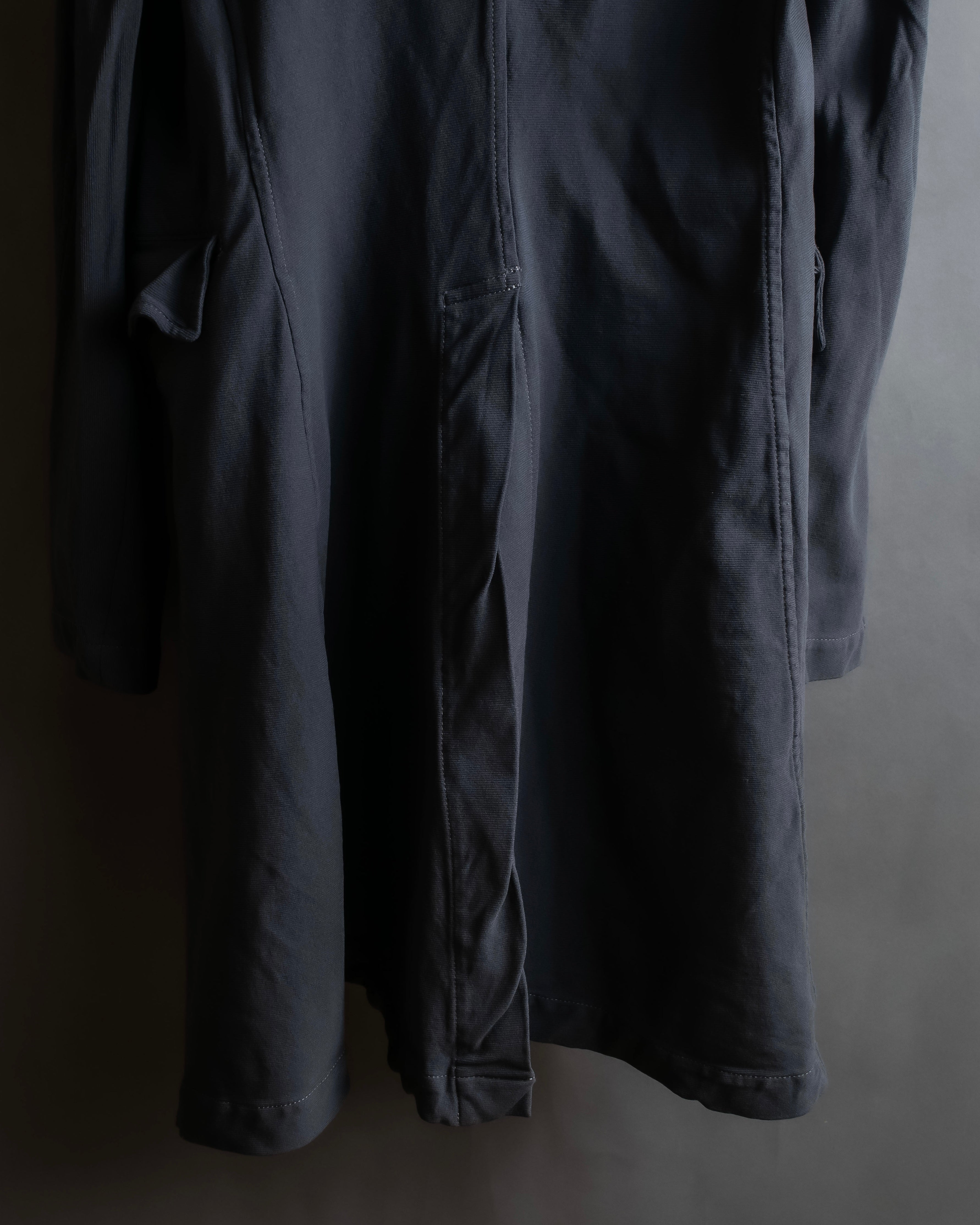 "COMME des GARCONS COMME des GARCONS" Stitchwork placket cut line coat