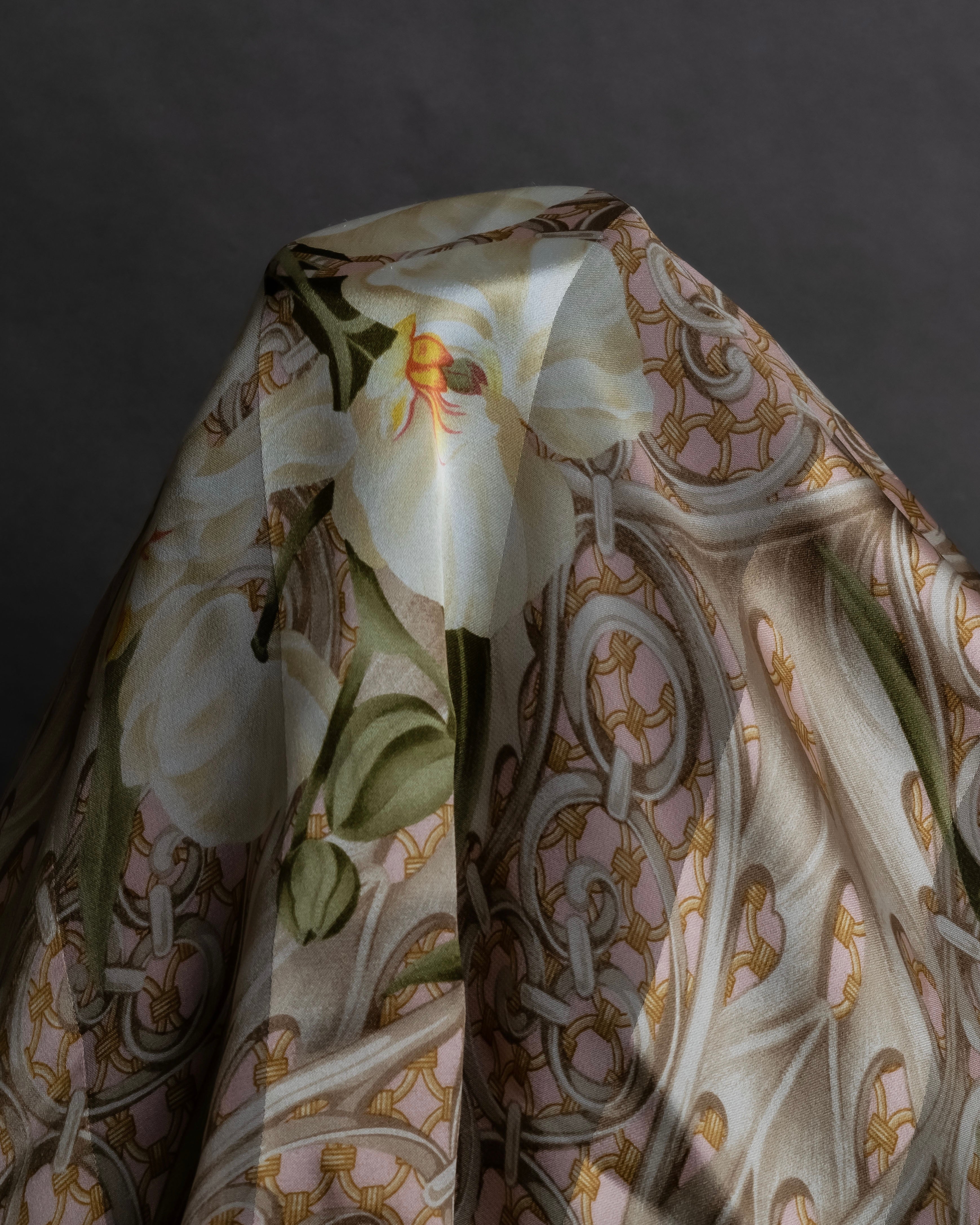 "Christian Dior" Geometric＆arabesque motif silk scarf