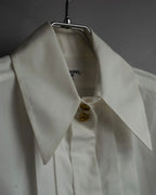 "CHANEL" Gold button design pleated white shirt