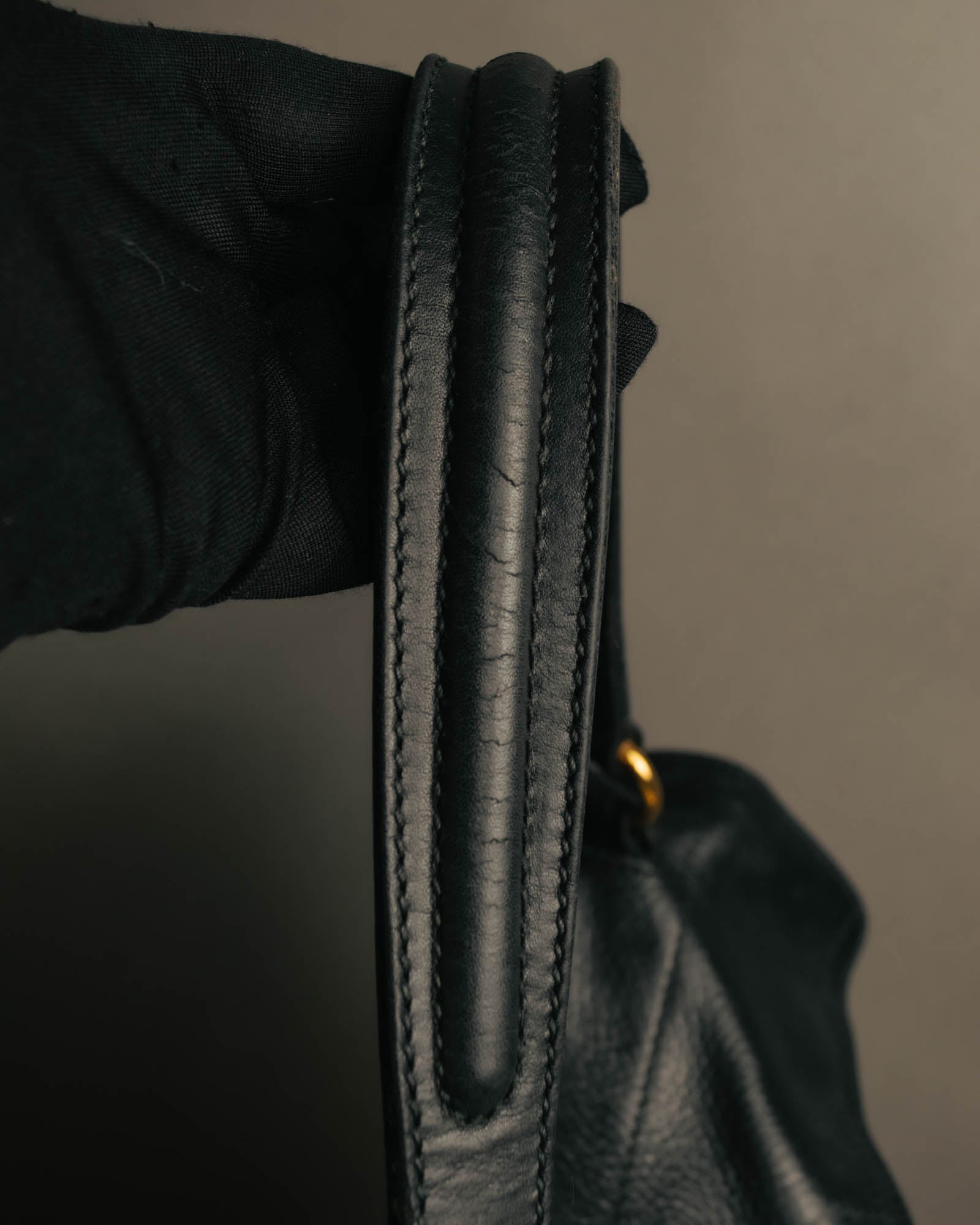 -SPECIAL- “YVES SAINT LAURENT rive gauche”
2008-2012 Muse two leather shoulder bag