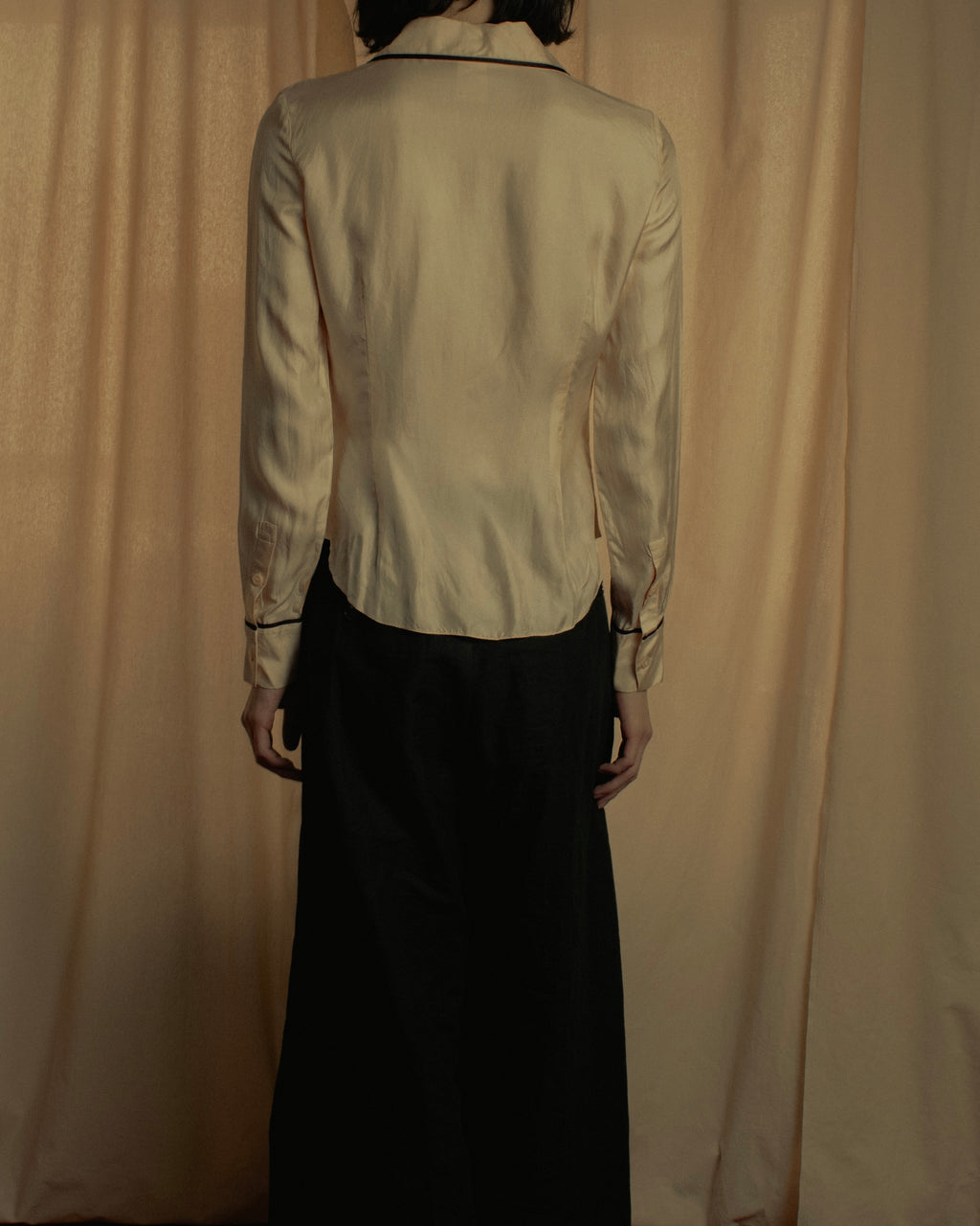 "CELINE" 00’s Piped ruffle silk blouse