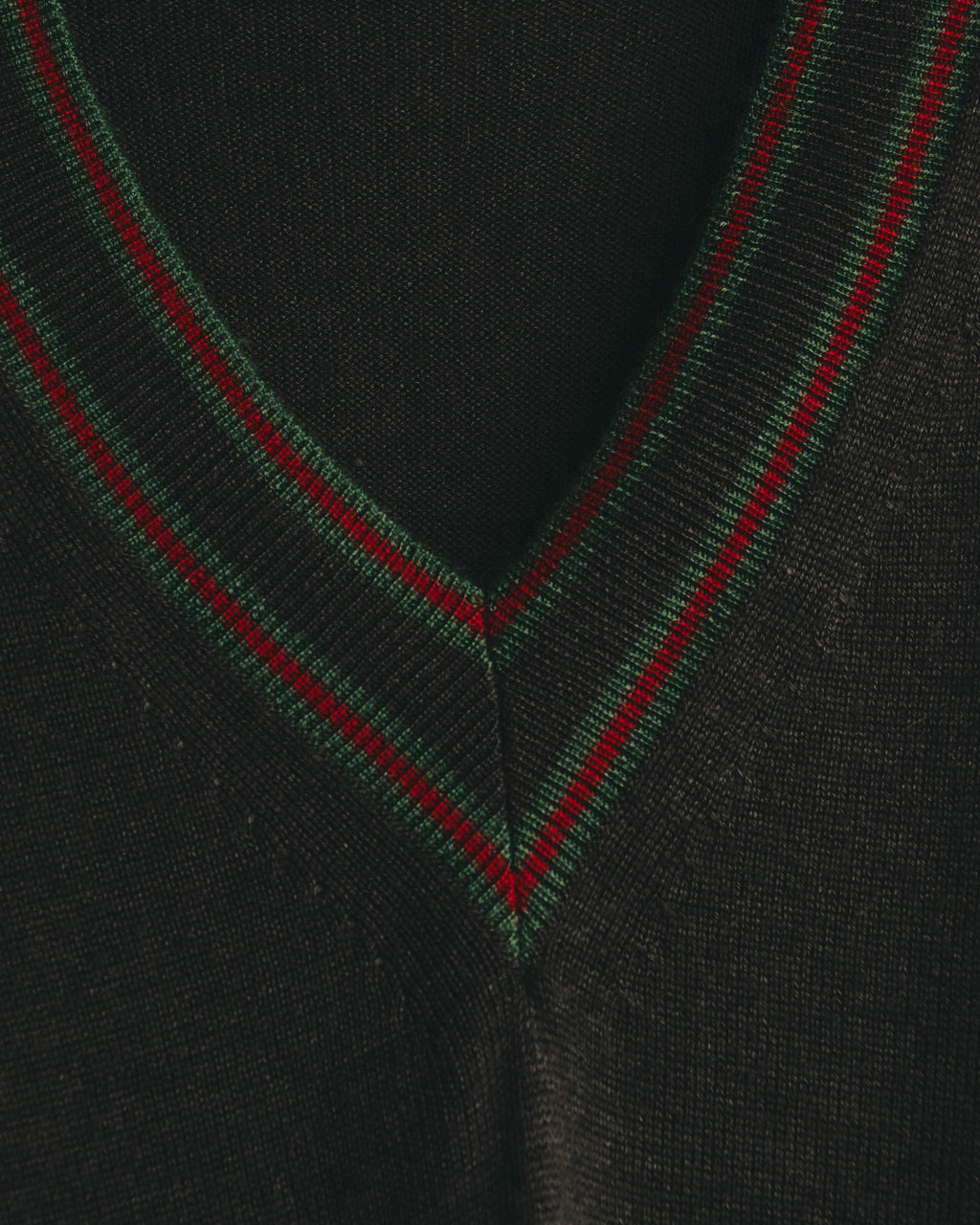 “GUCCI” 90’s-00’s Web stripe V-neck knit sweater
