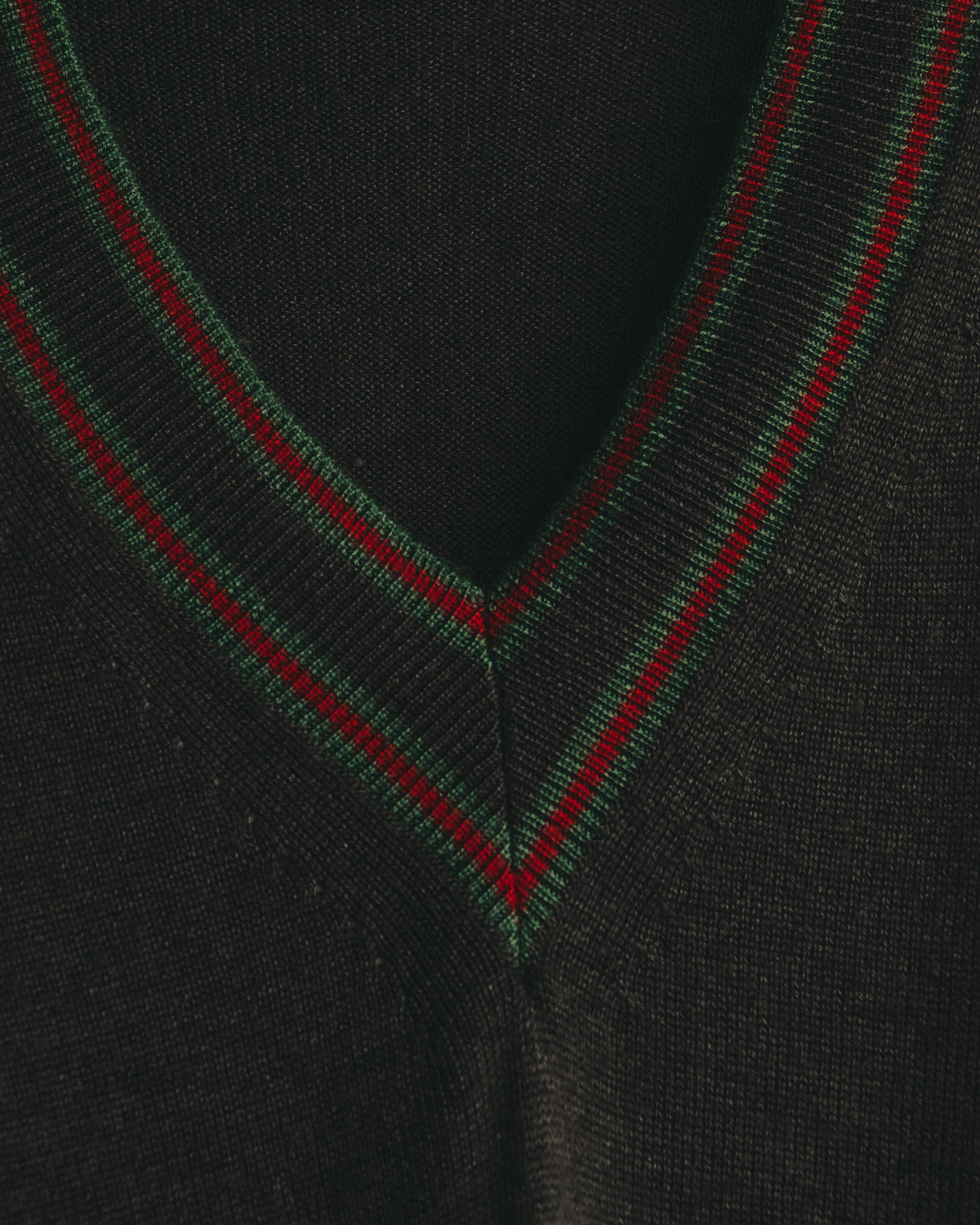 “GUCCI” 90’s-00’s Web stripe V-neck knit sweater