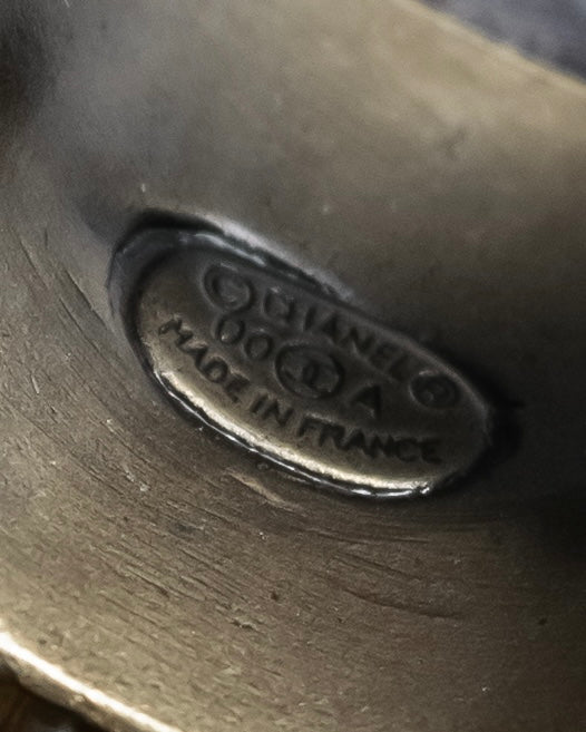 "CHANEL" 00 AW Glass pearl Coco mark motif gold ring